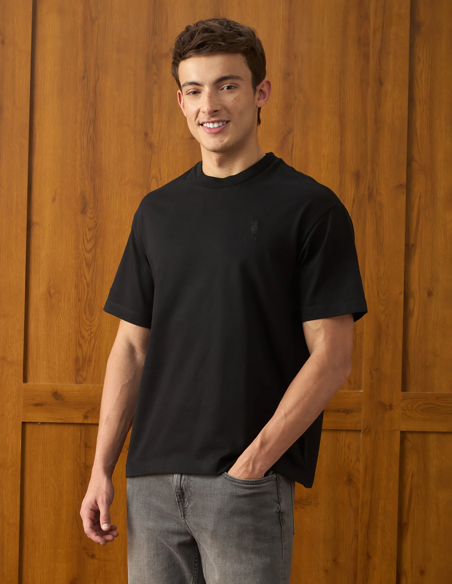 Solid Relaxed Fit T-Shirt - Image 4