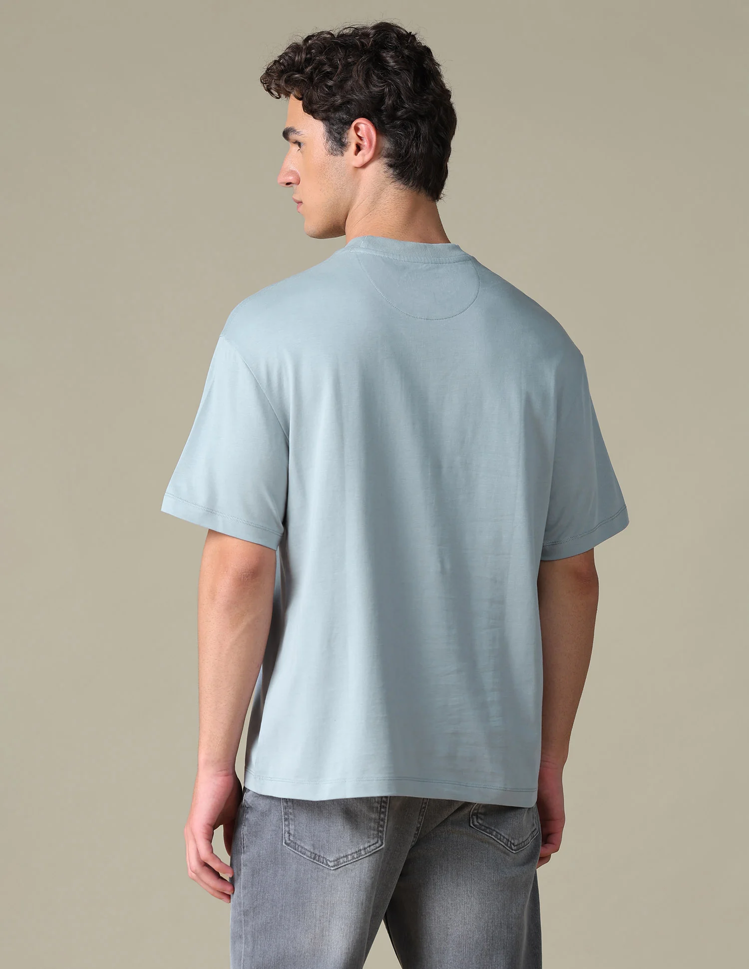Solid Relaxed Fit T-Shirt - Image 5