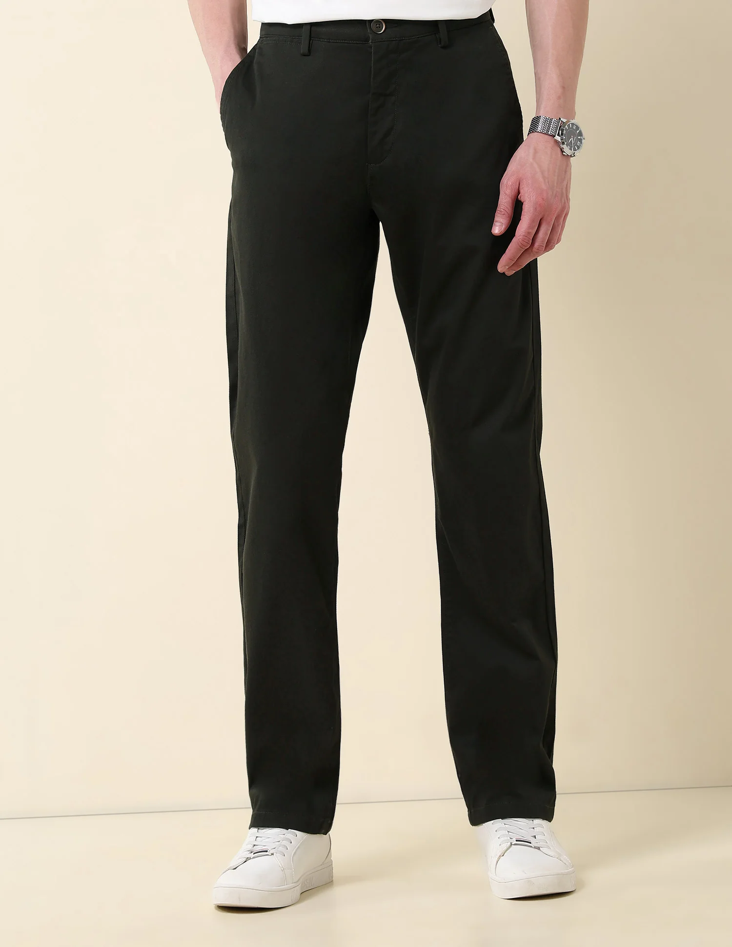 Solid Riley Straight Fit Twill Trousers
