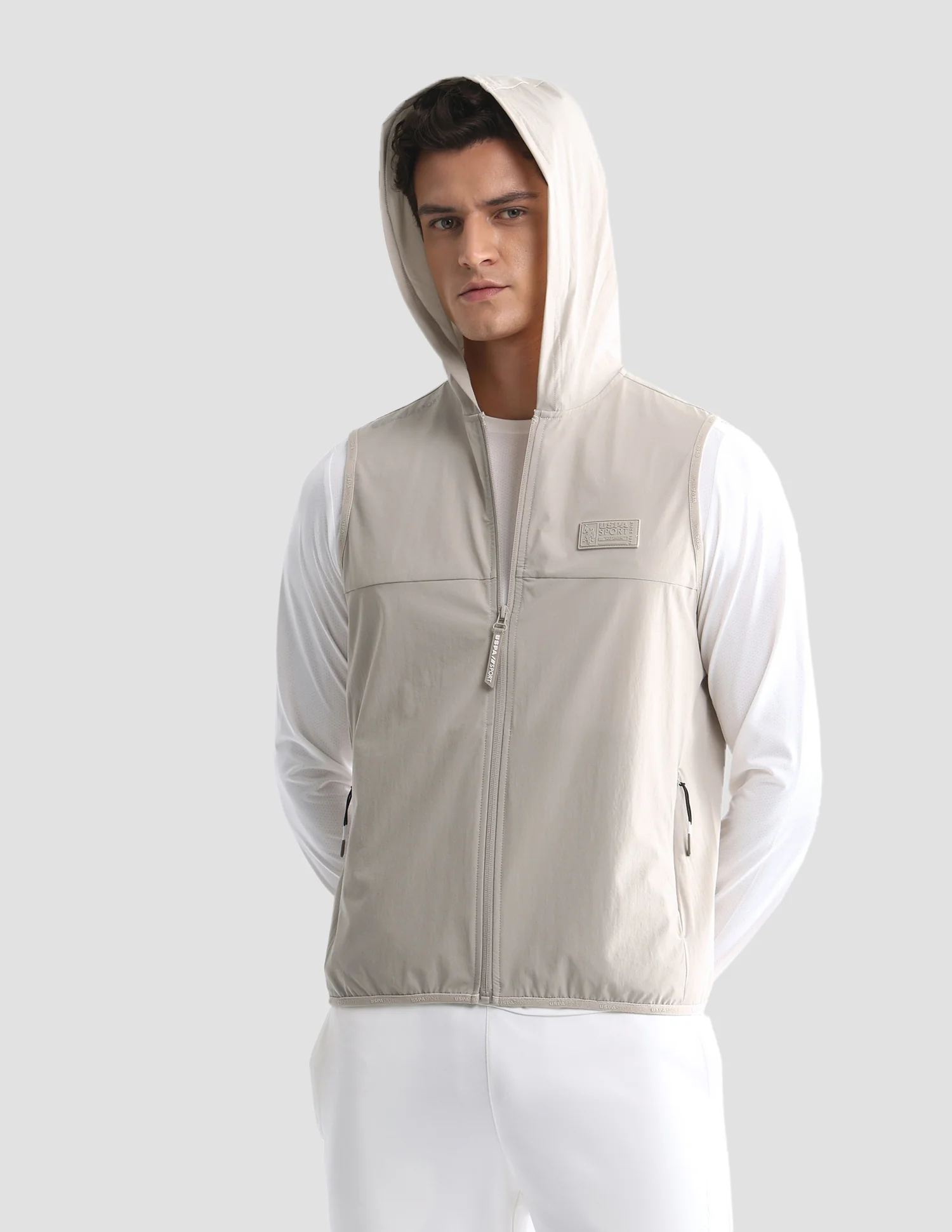 Solid Sleeveless Active Jacket - Image 4