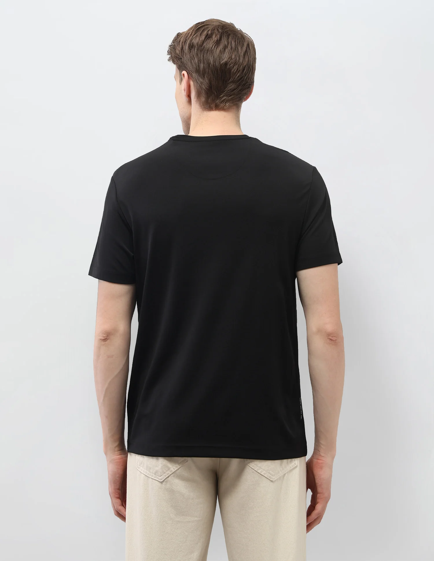 Solid Slim Fit Black & Gold T-Shirt - Image 5