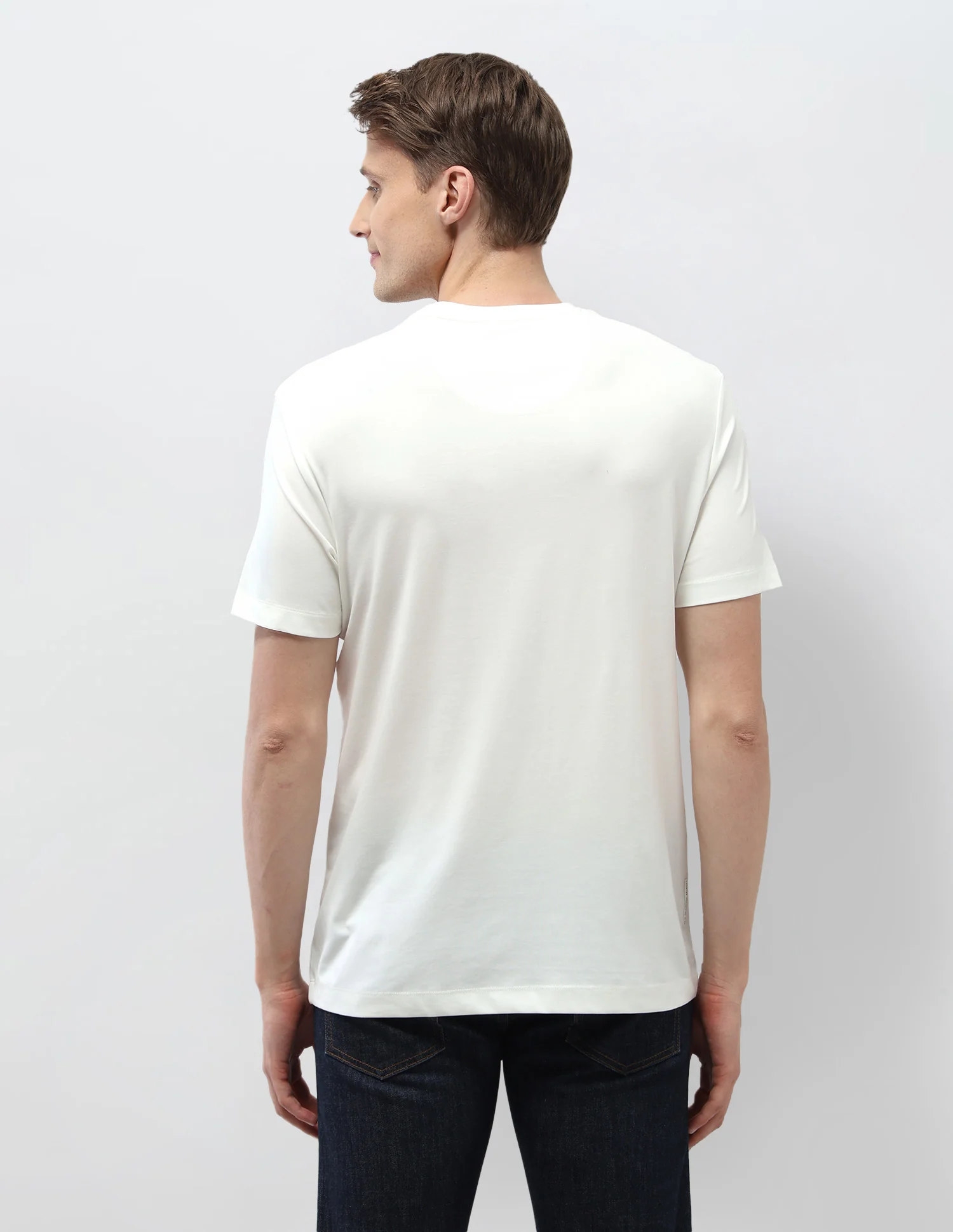 Solid Slim Fit Black & Gold T-Shirt - Image 5