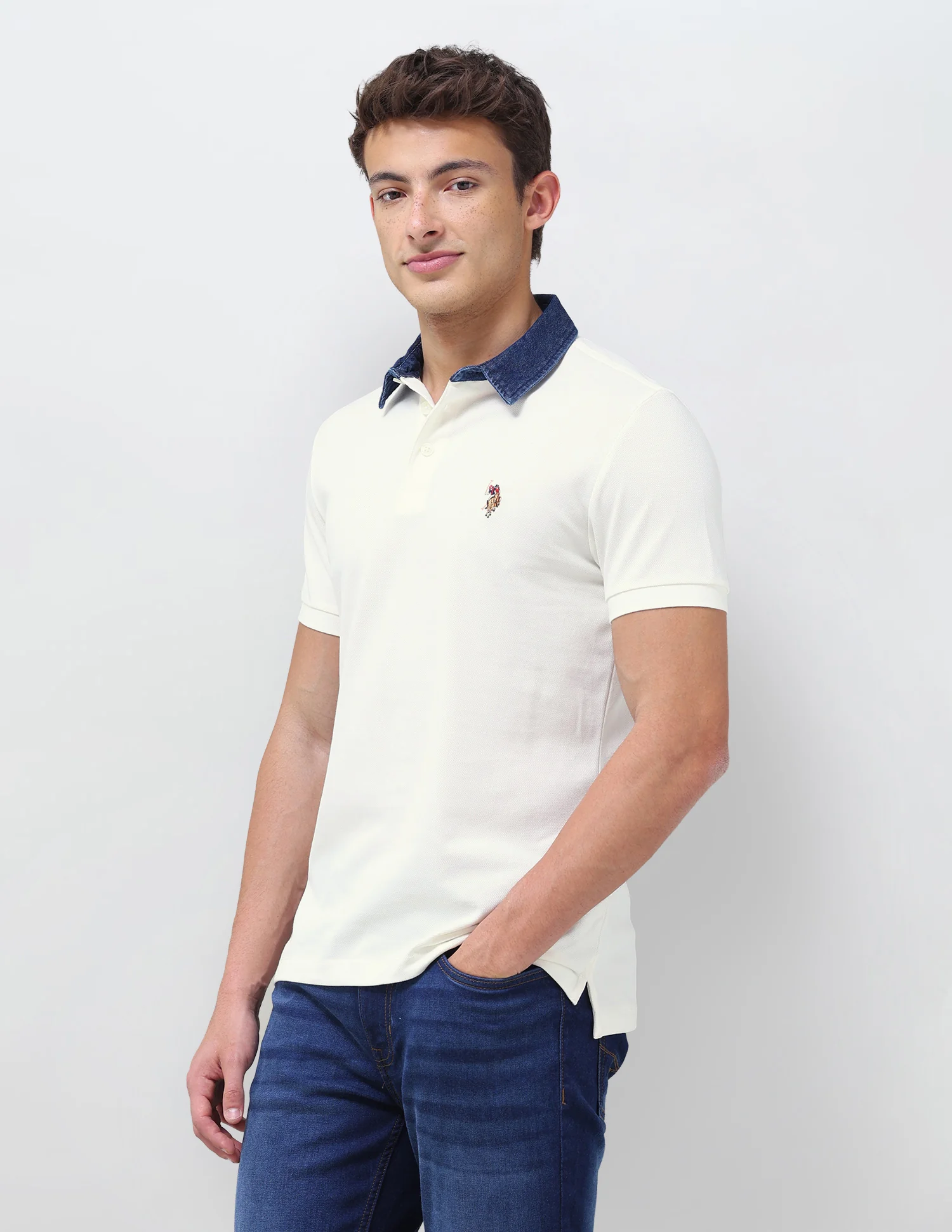 Solid Slim Fit Polo Shirt - Image 4
