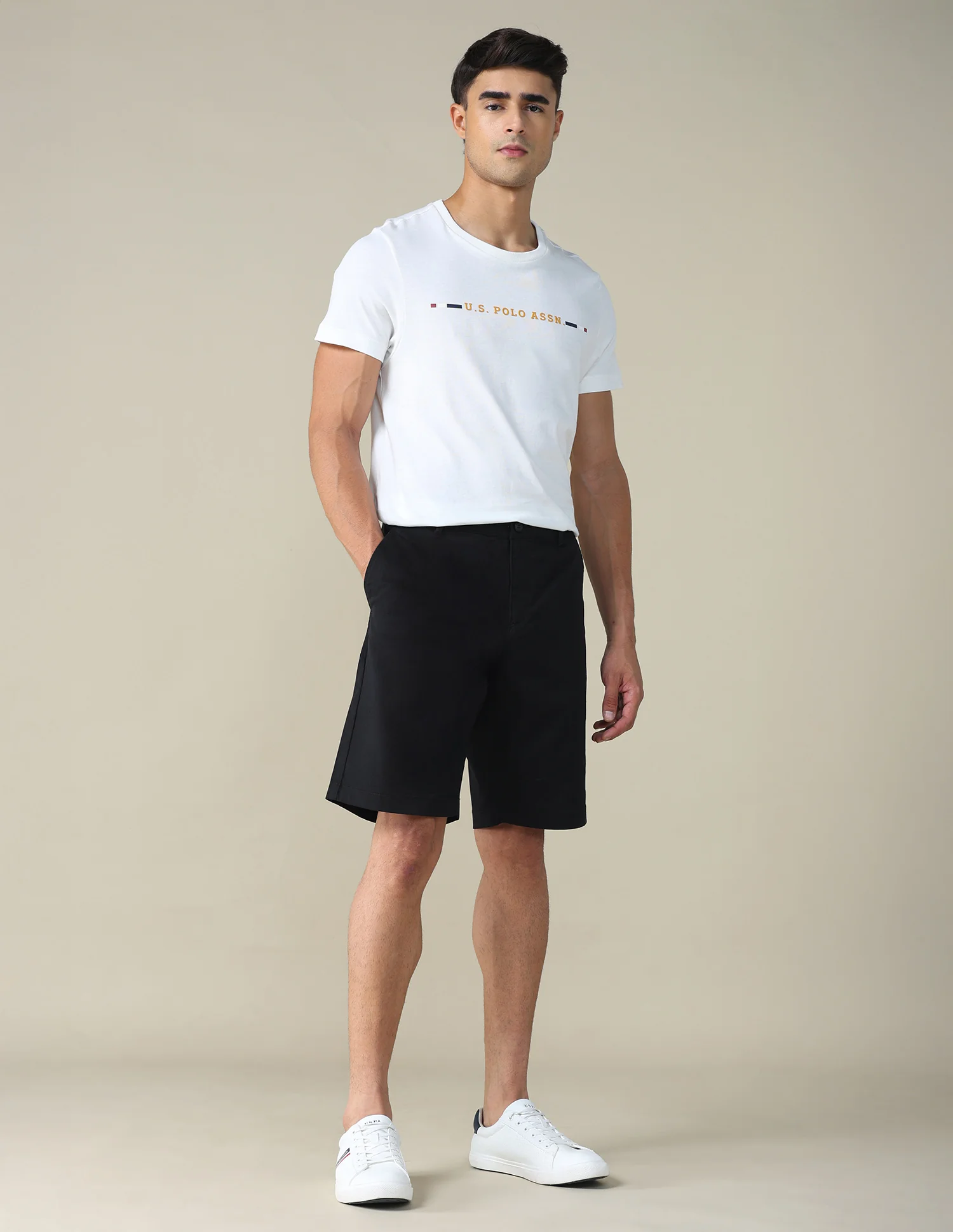 Solid Slim Fit Shorts - Image 3