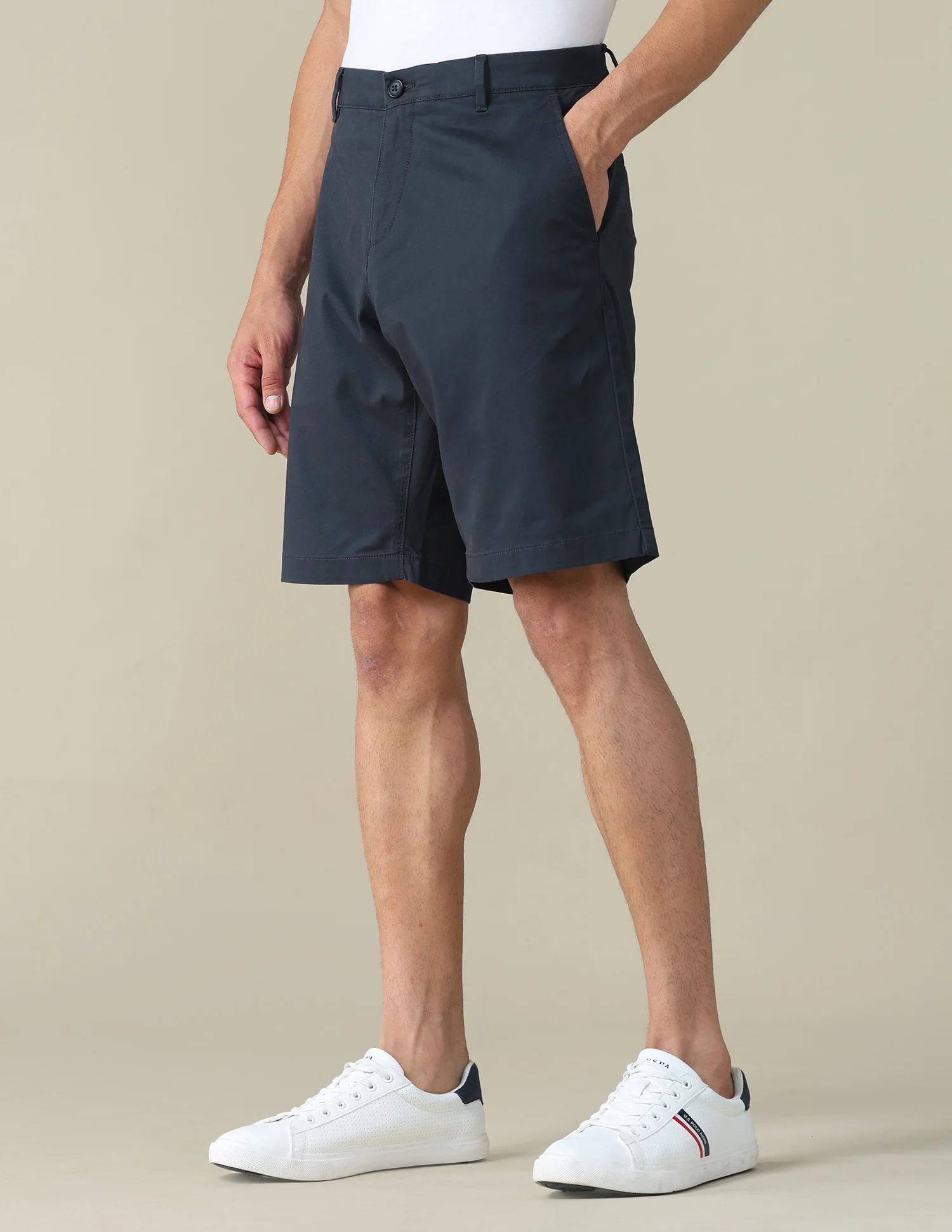 Solid Slim Fit Shorts - Image 4