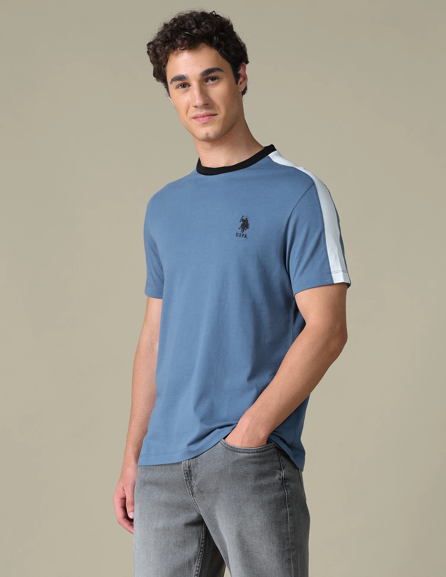 Solid Slim Fit T-Shirt - Image 4