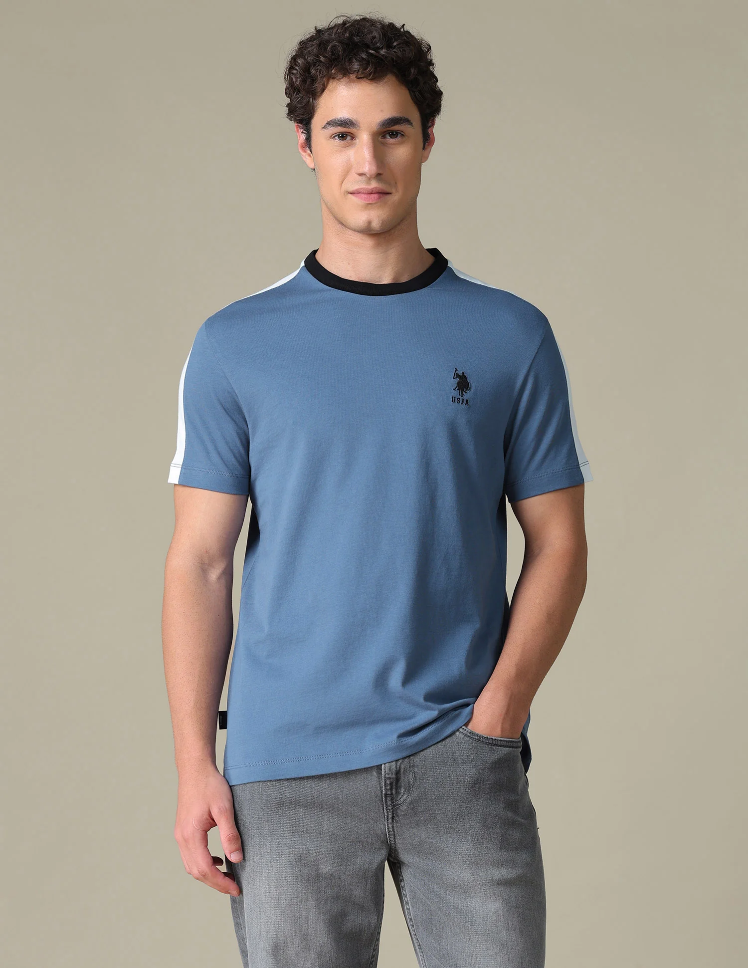 Solid Slim Fit T-Shirt - Image 6