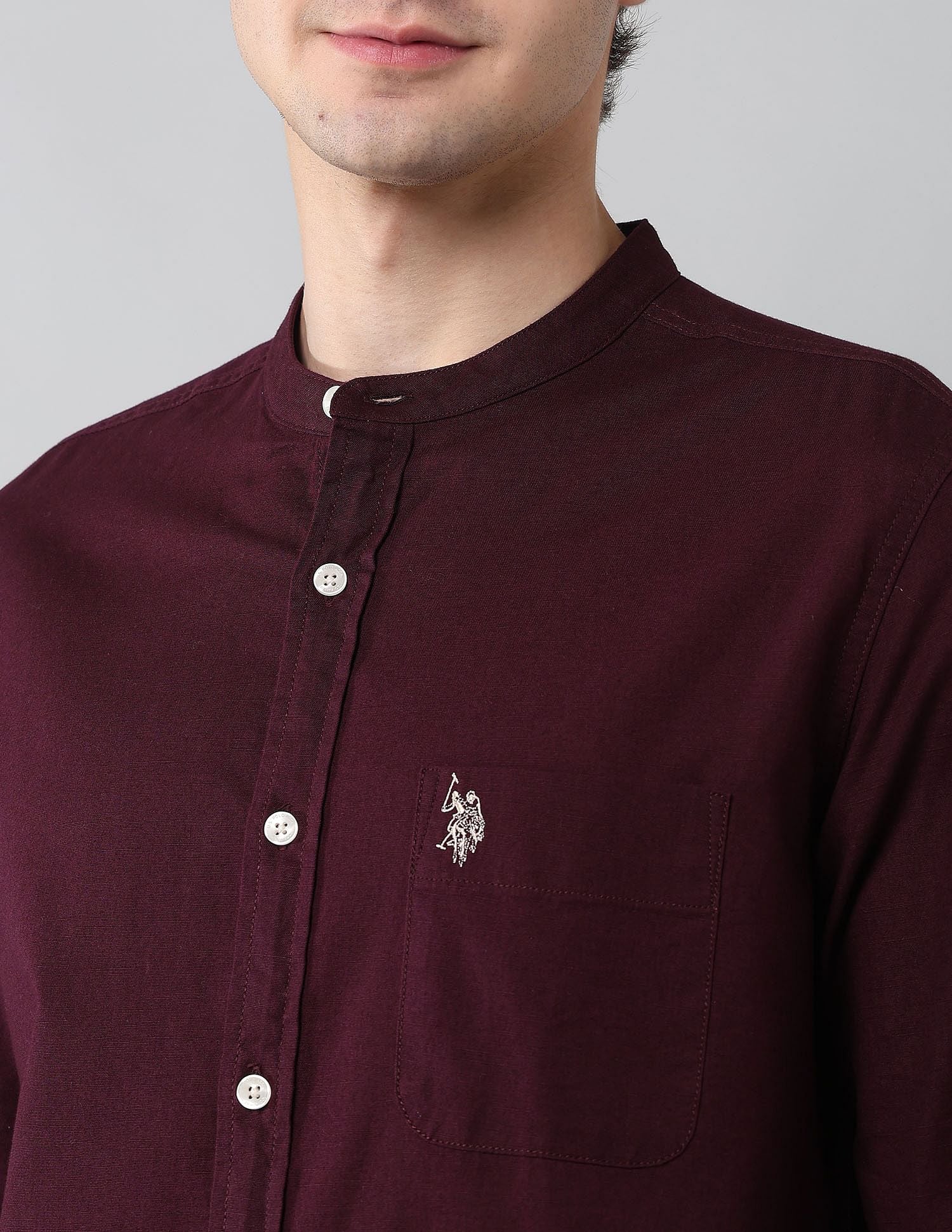 Solid Slub Mandarin Collar Shirt - Image 7