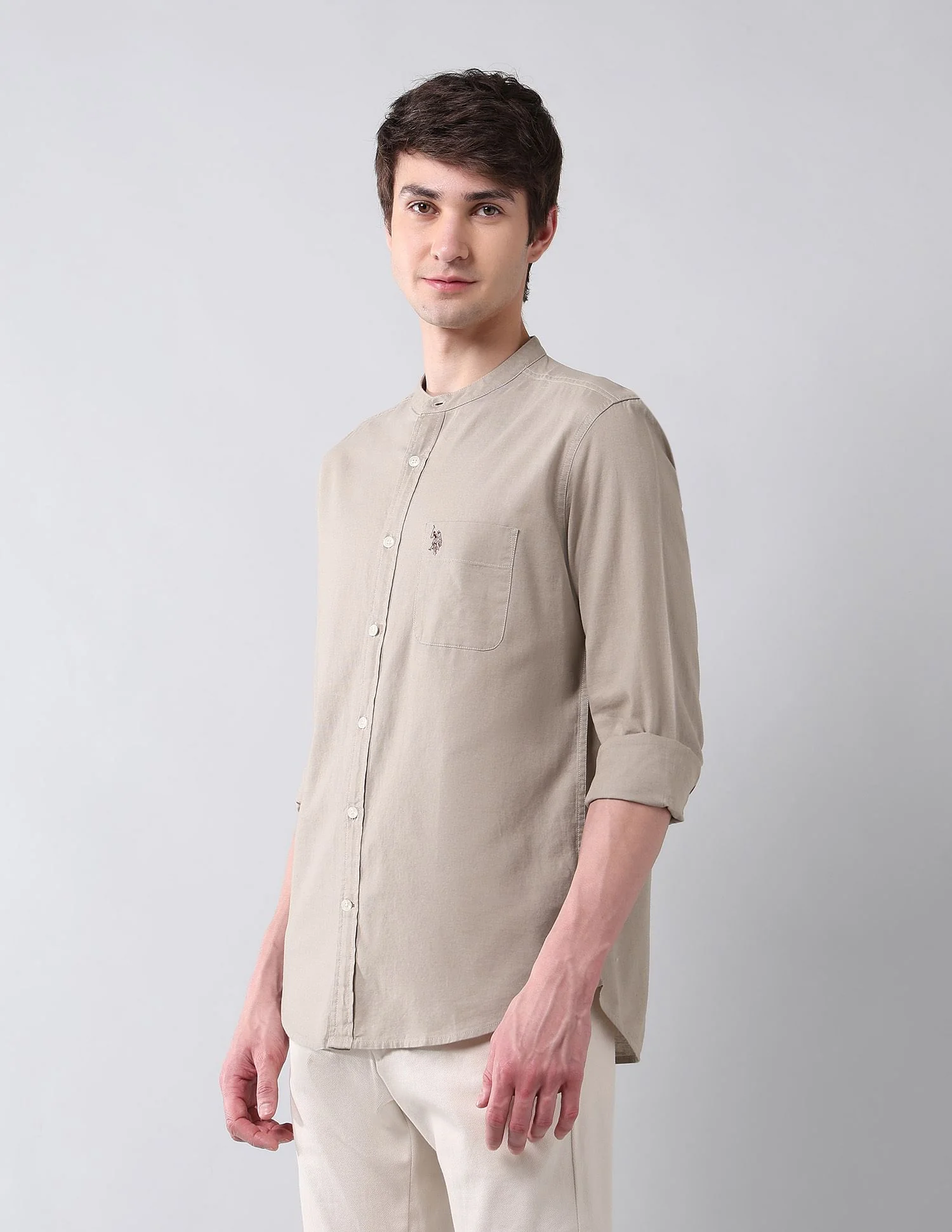 Solid Slub Mandarin Collar Shirt - Image 4