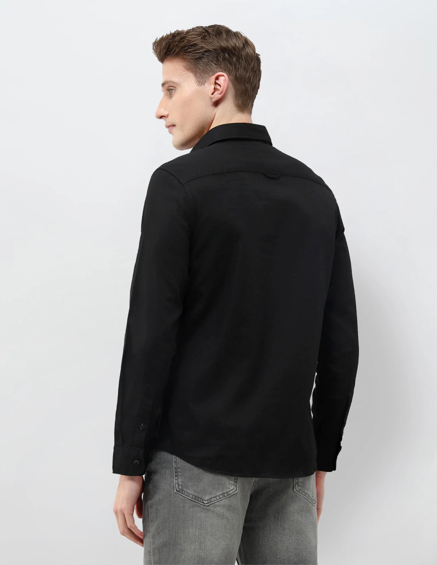 Solid Summer House Regular Fit Shirt - Image 5