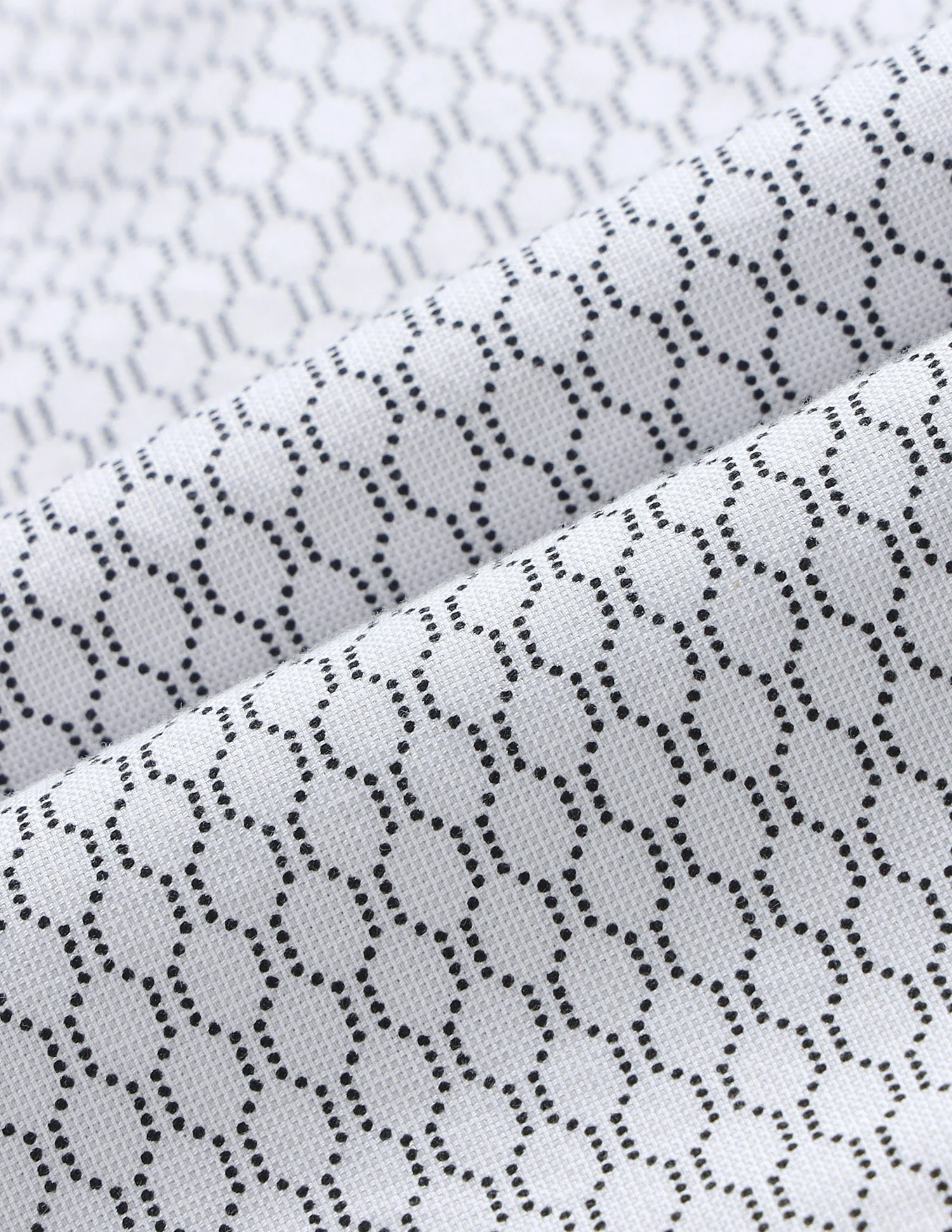 Tailored Fit Geometric Printed Shirt - Image 2