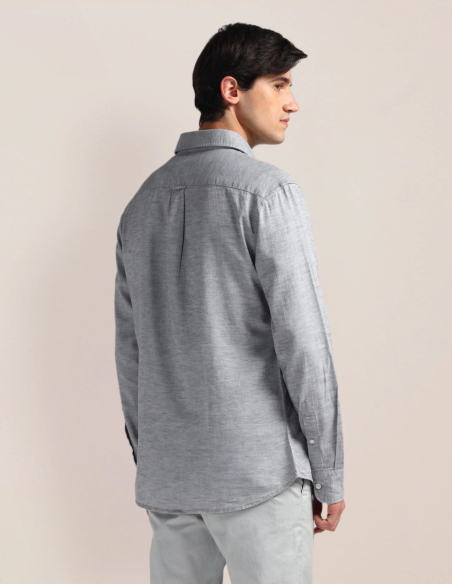 Tailored Fit Solid Shirt - Image 5