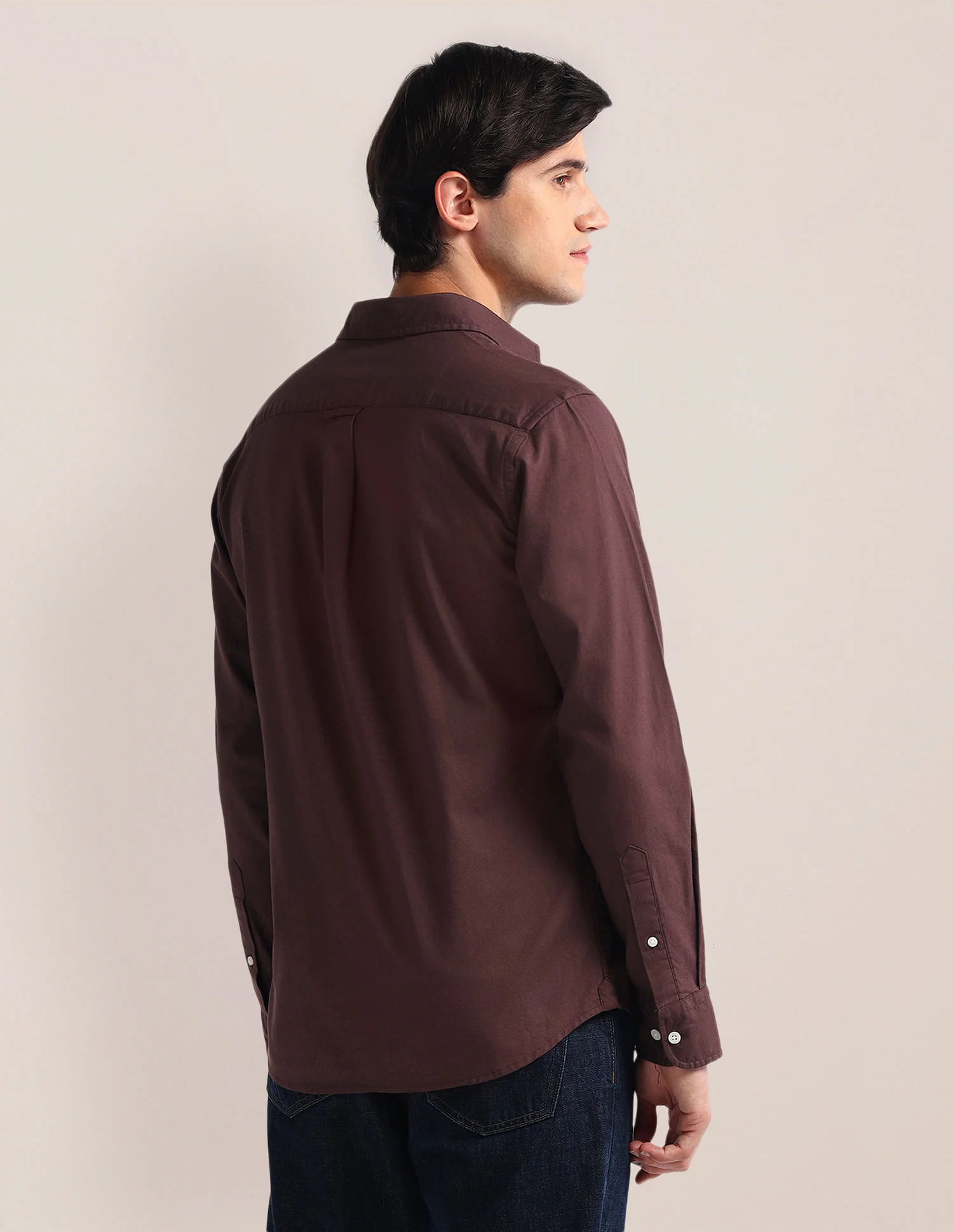 Tailored Fit Solid Shirt - Image 5