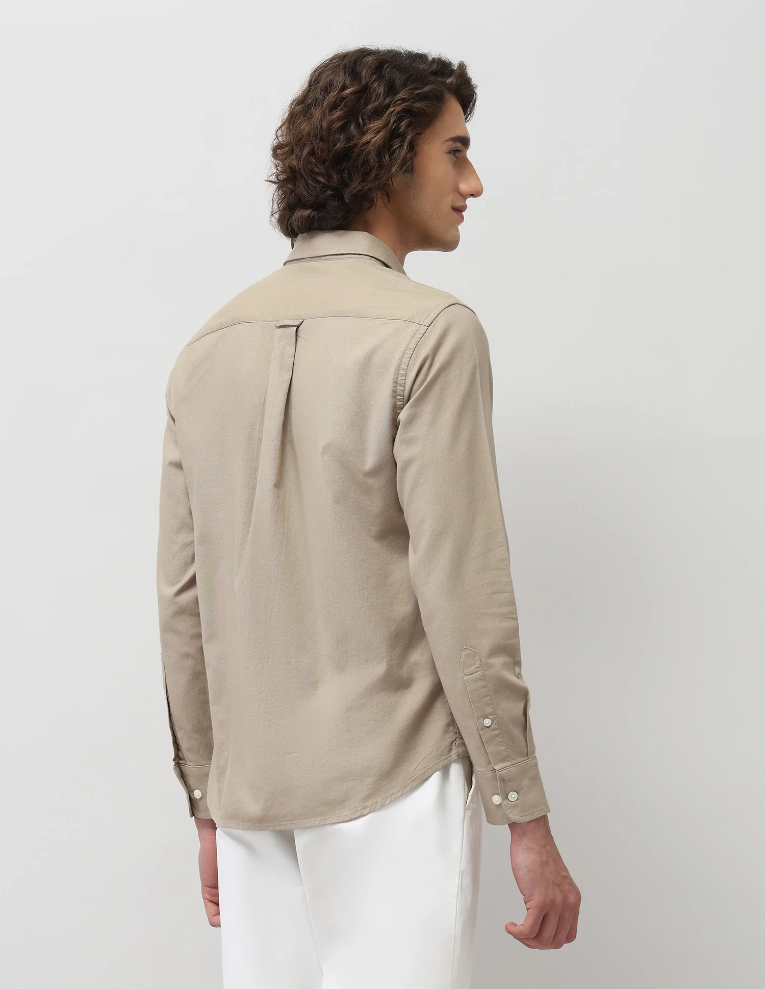 Tailored Fit Solid Shirt - Image 5