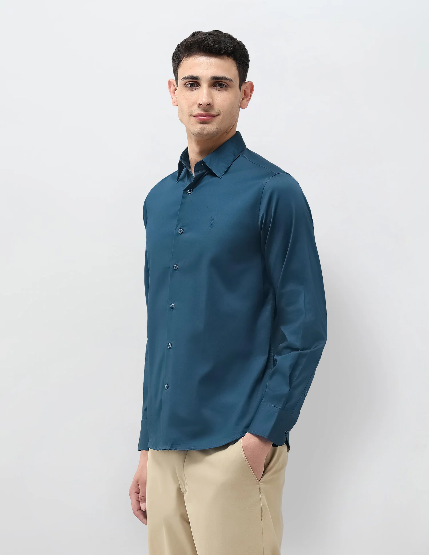 Tailored Fit Solid Shirt - Image 4