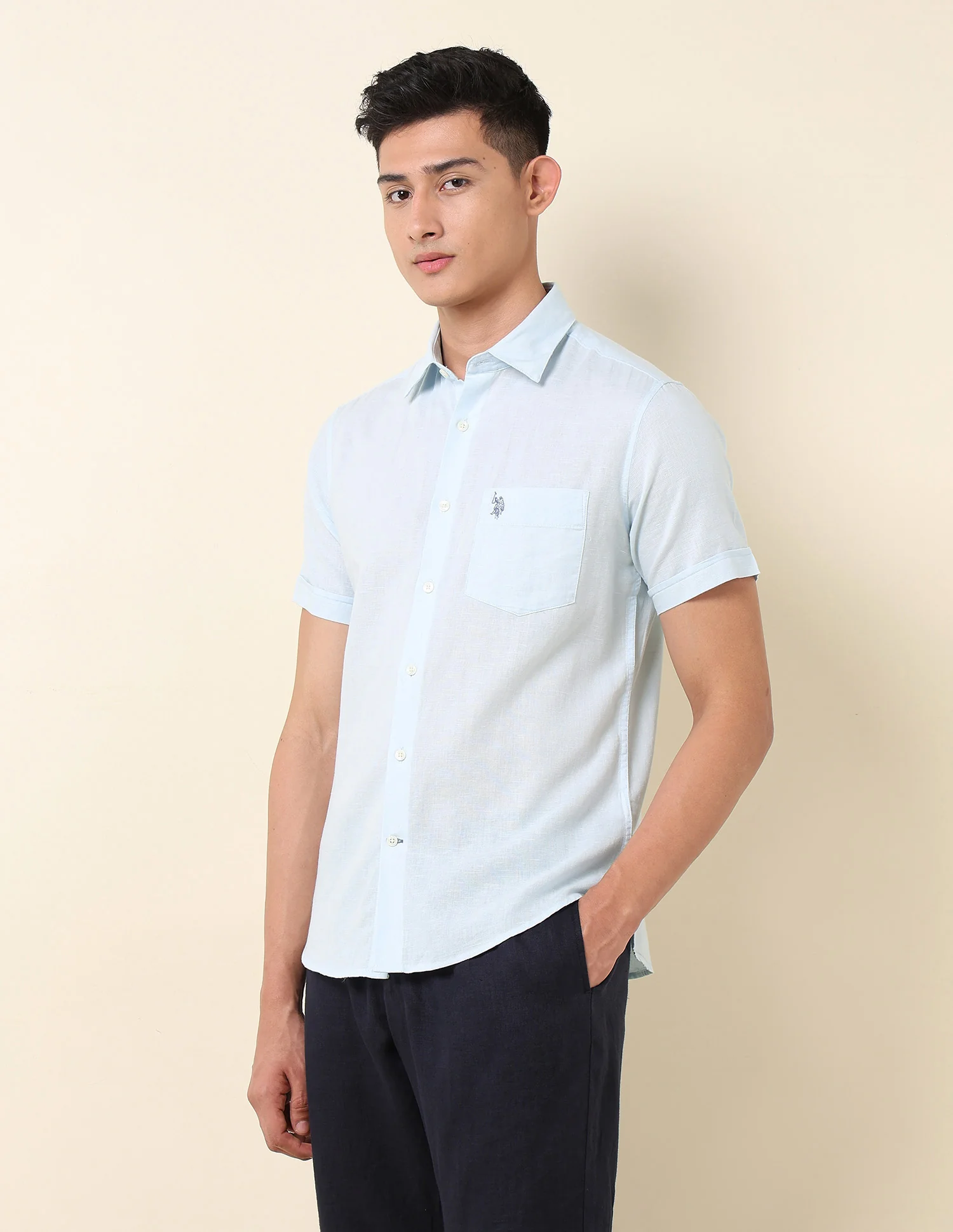 Tailored Fit Solid Shirt - Image 4