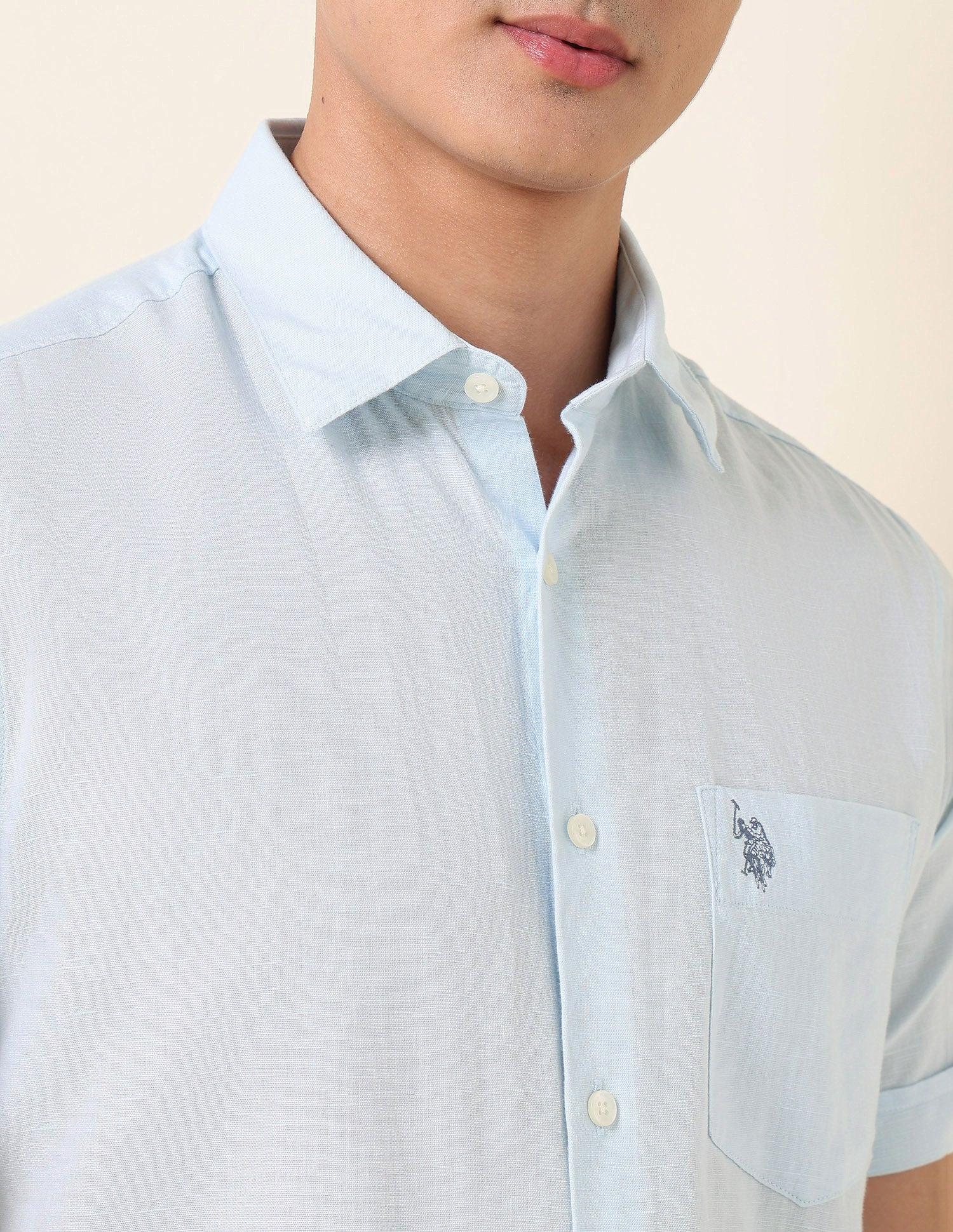 Tailored Fit Solid Shirt - Image 7