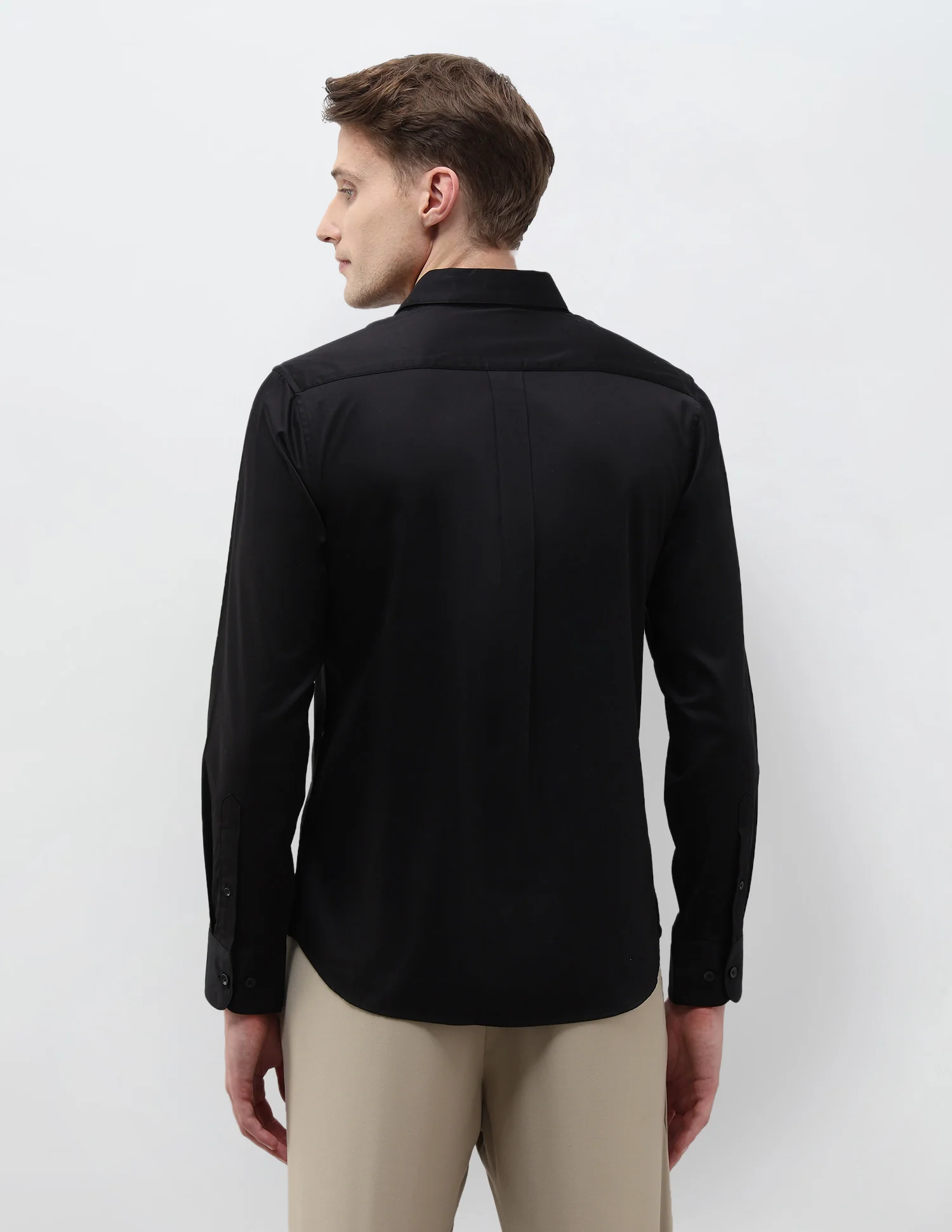 Tailored Fit Solid Shirt - Image 5