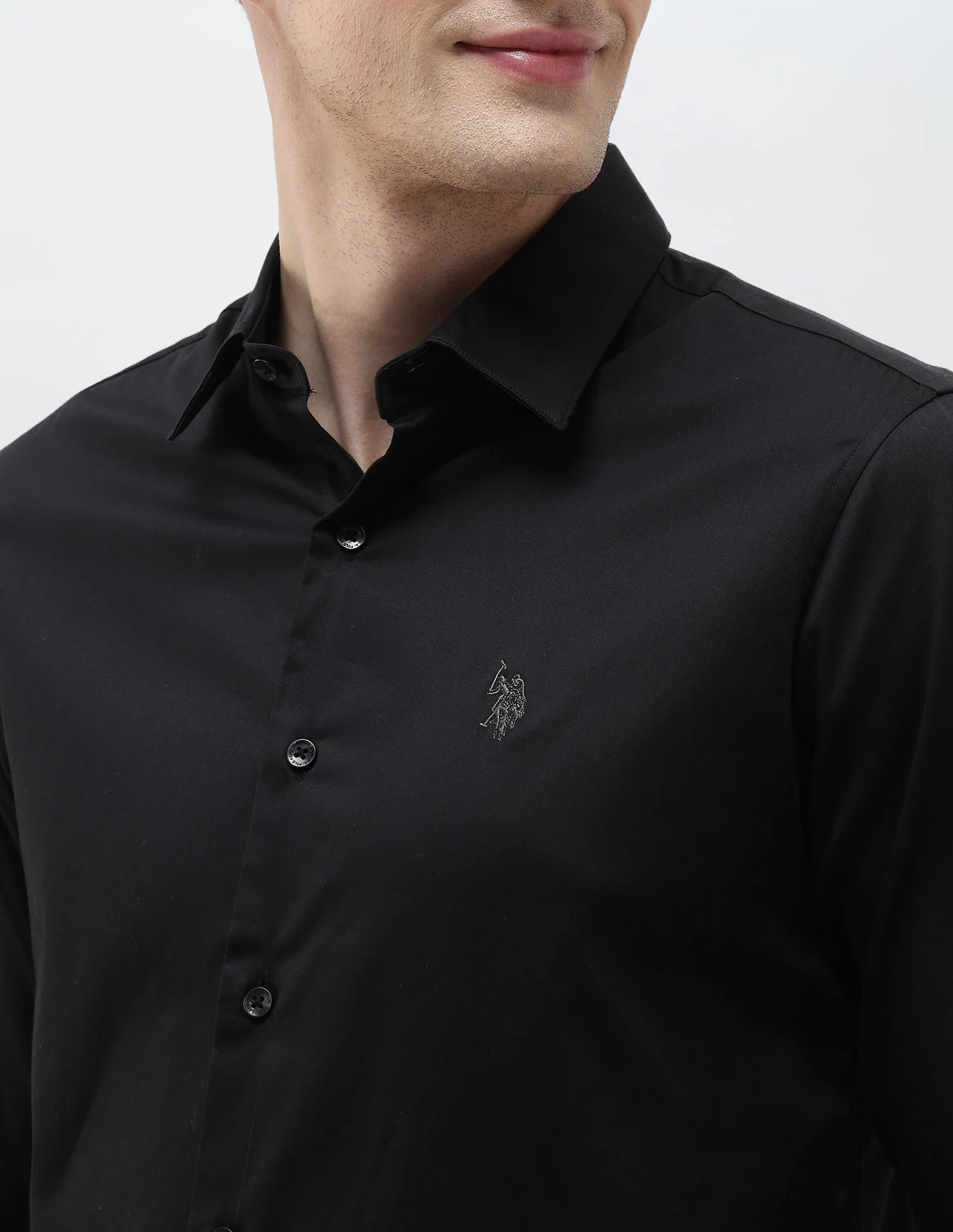 Tailored Fit Solid Shirt - Image 7