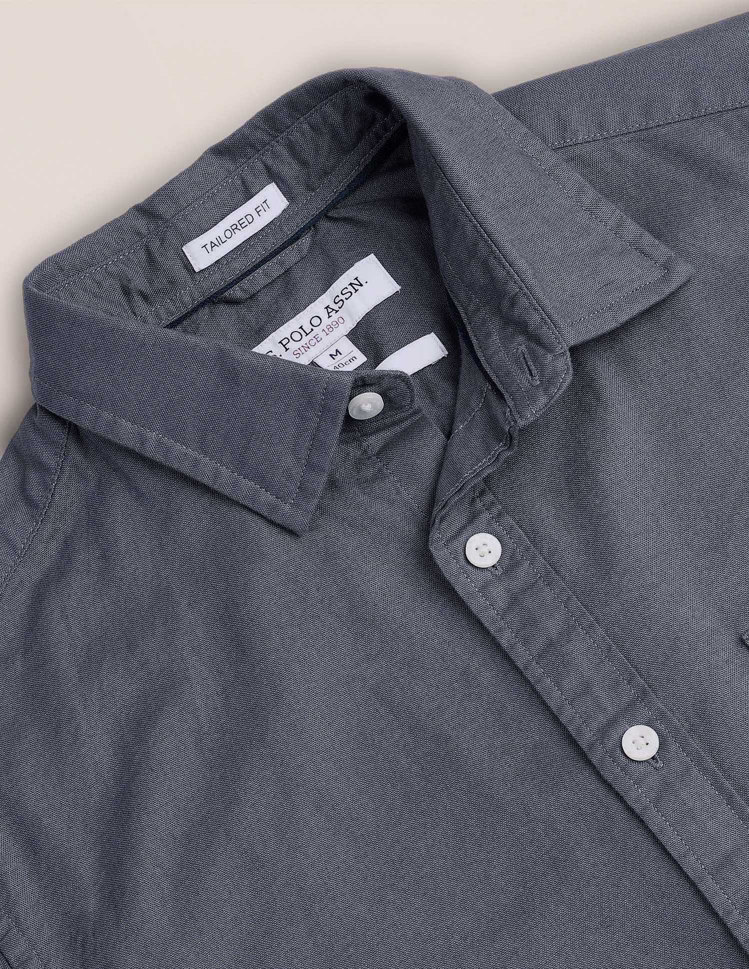 Tailored Fit Solid Shirt - Image 2