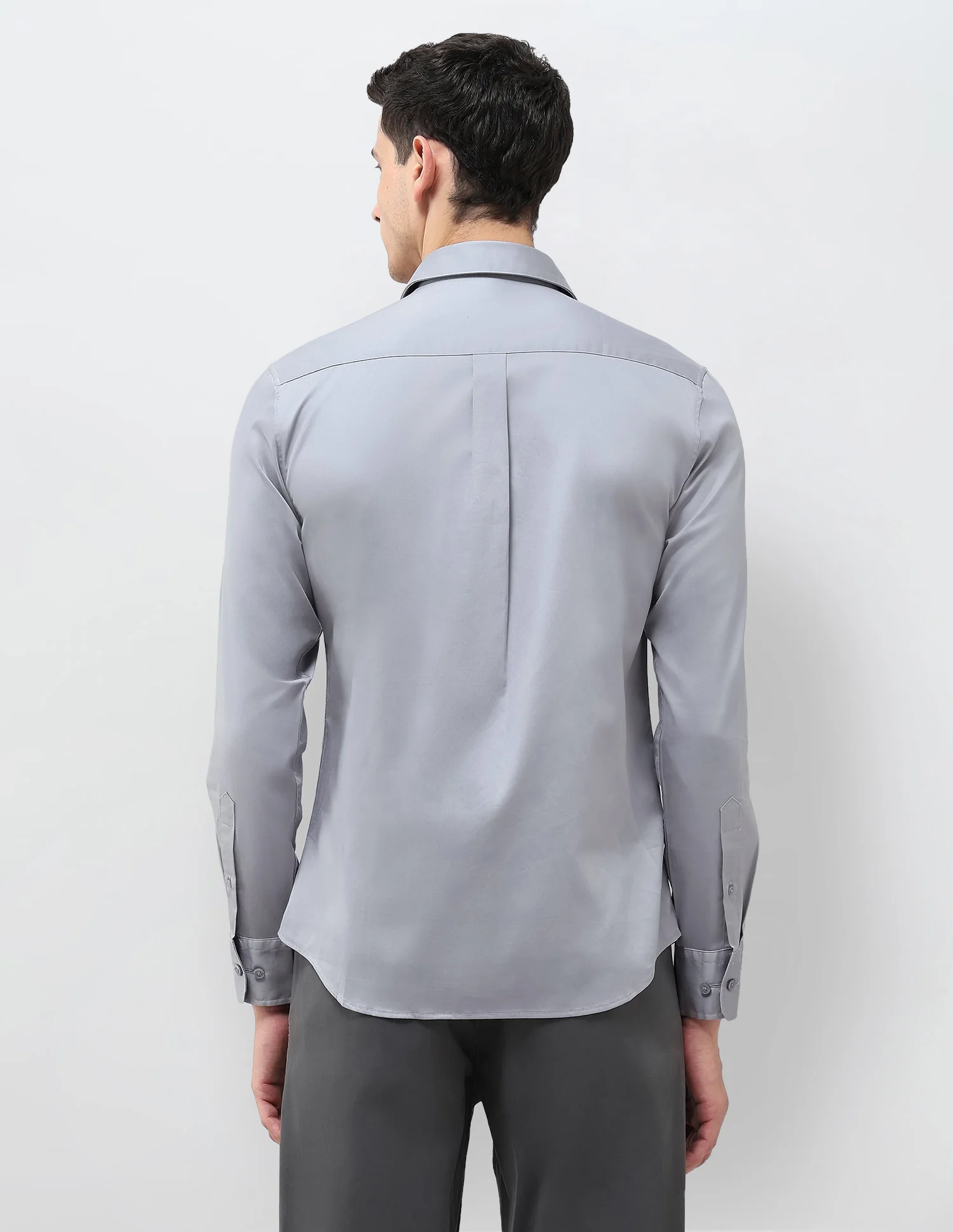 Tailored Fit Solid Shirt - Image 5