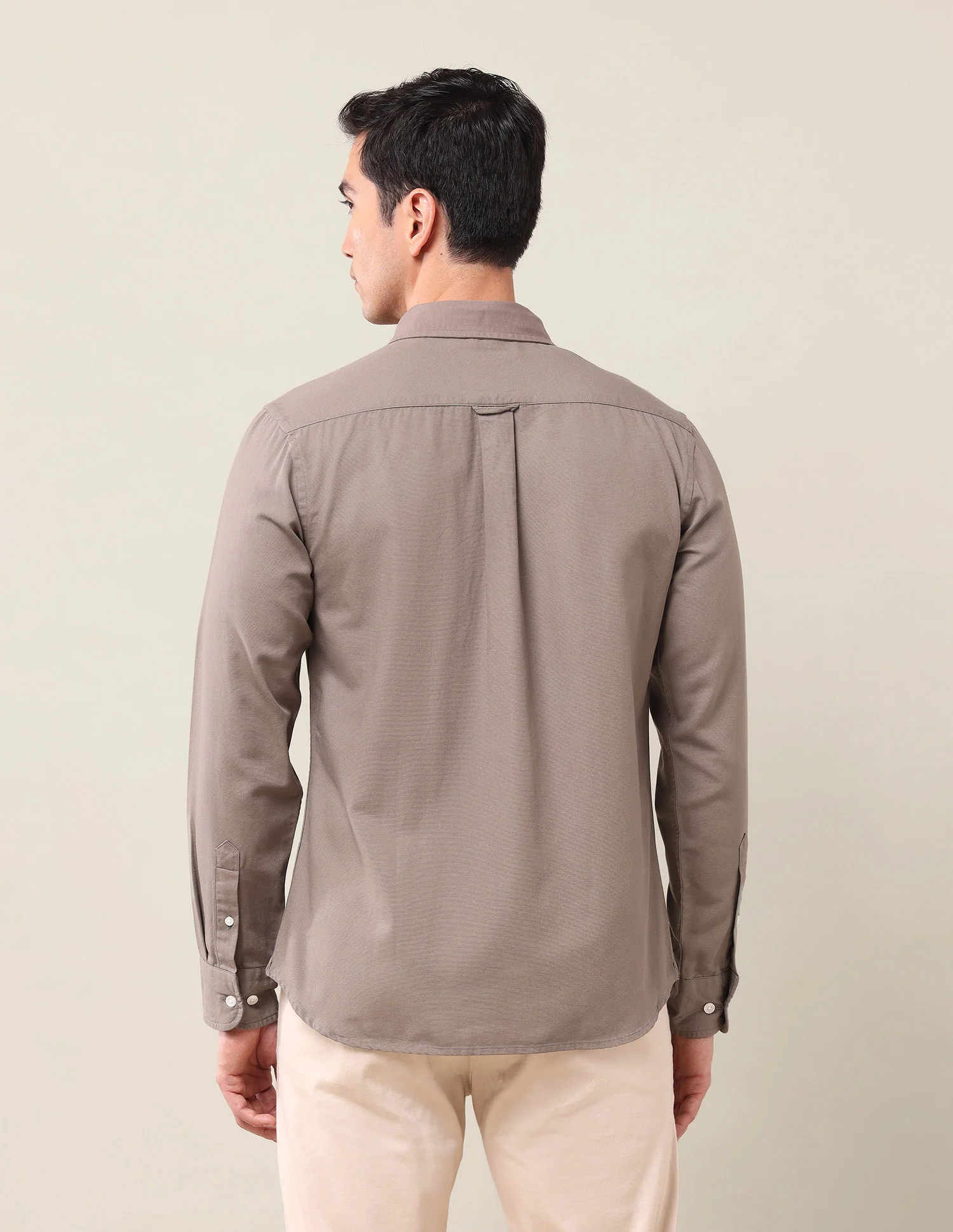 Tailored Fit Solid Shirt - Image 5
