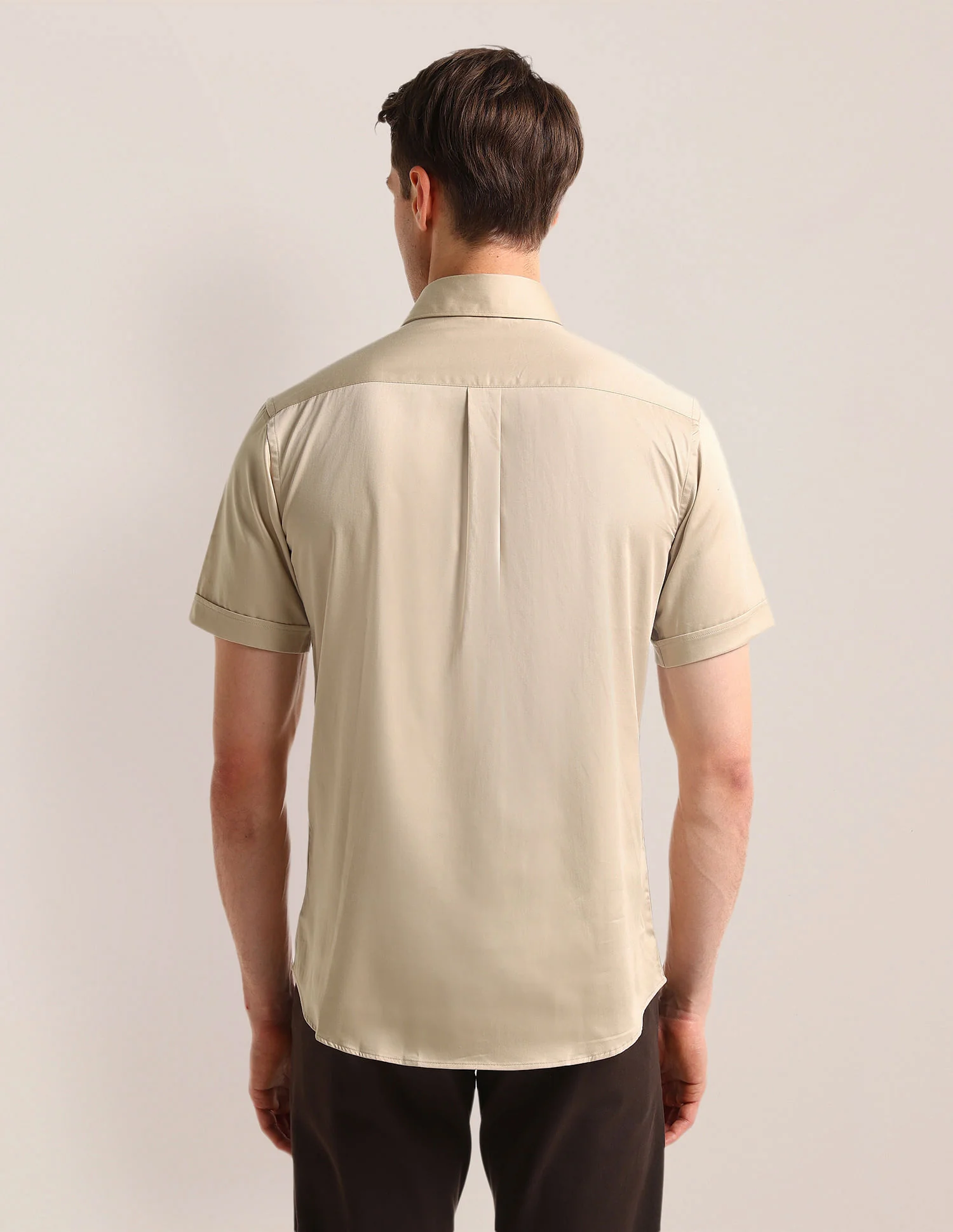 Tailored Fit Solid Shirt - Image 5