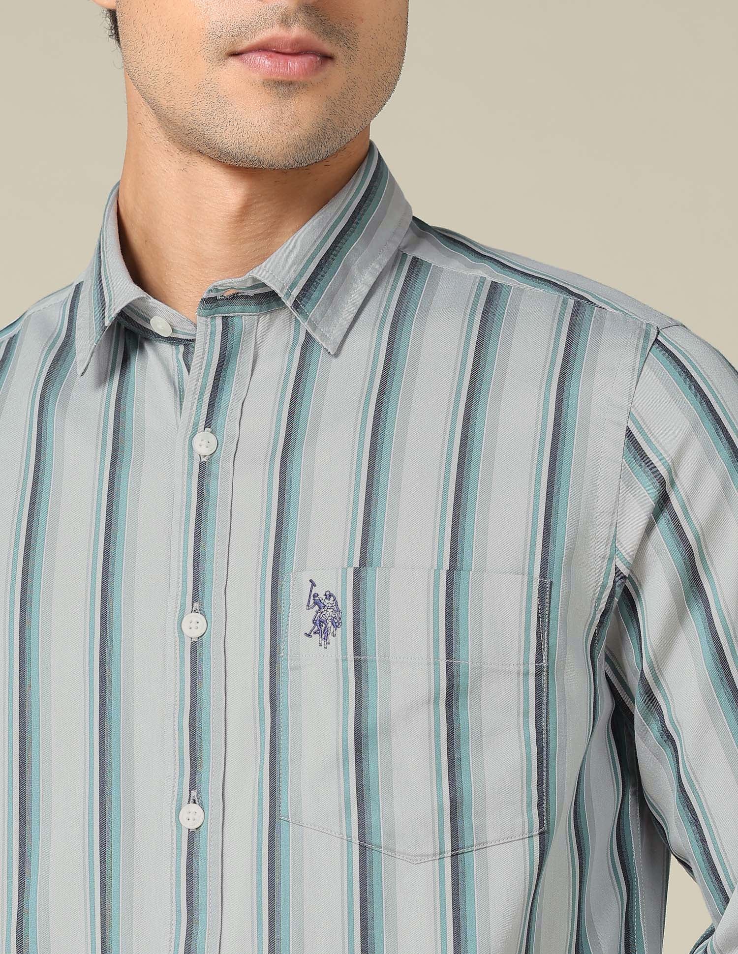 Tailored Fit Vertical Striped Shirt - Image 7