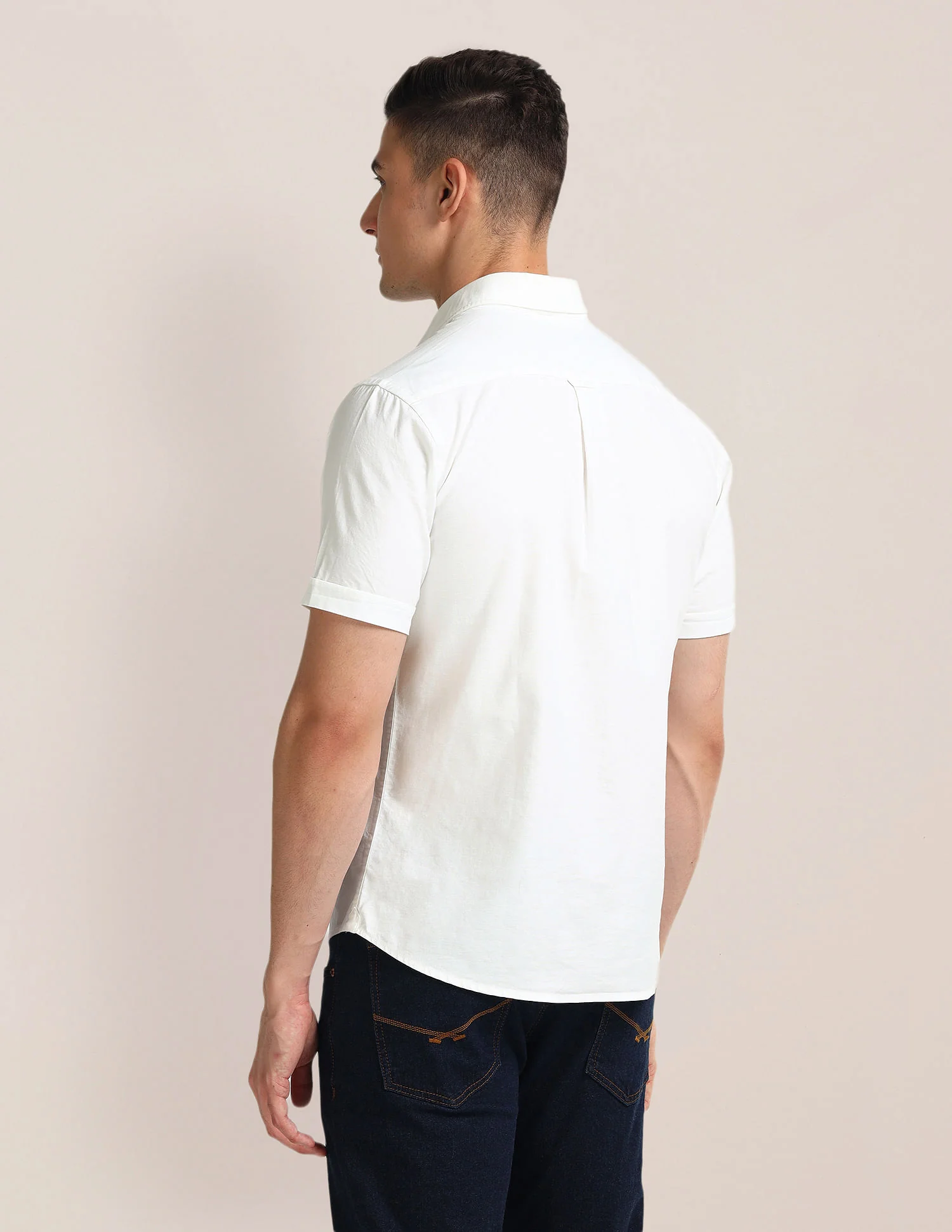 Tailored Regular Fit Solid Shirt - Image 5