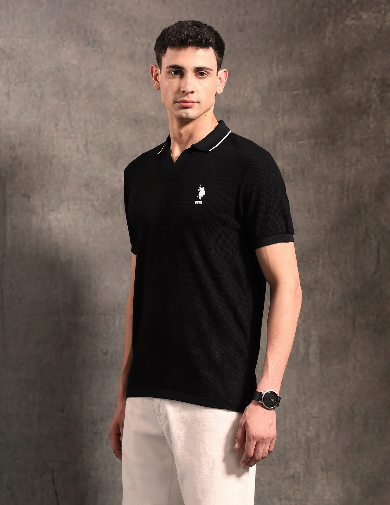 Textured Black & Gold Polo Shirt - Image 4