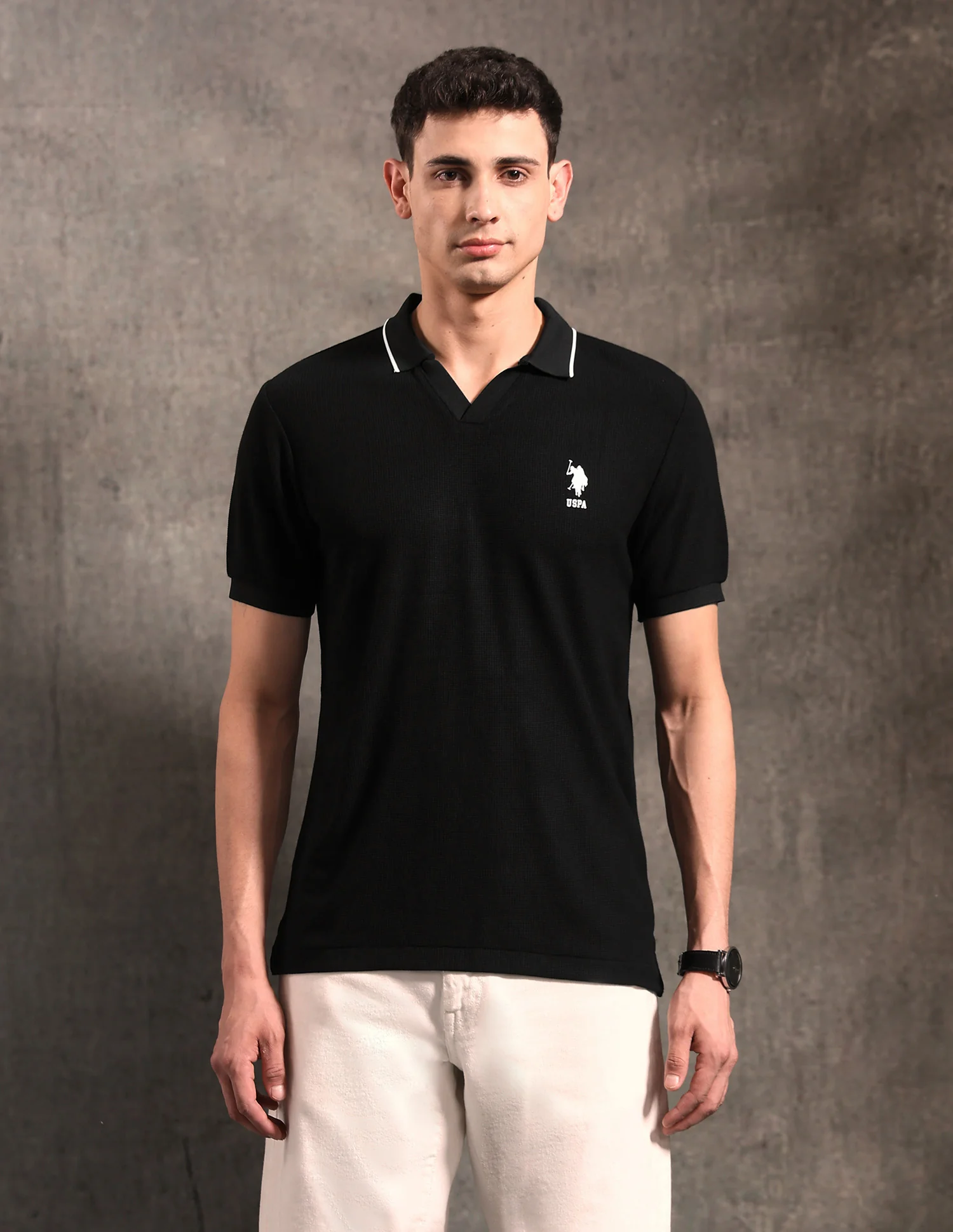 Textured Black & Gold Polo Shirt - Image 6