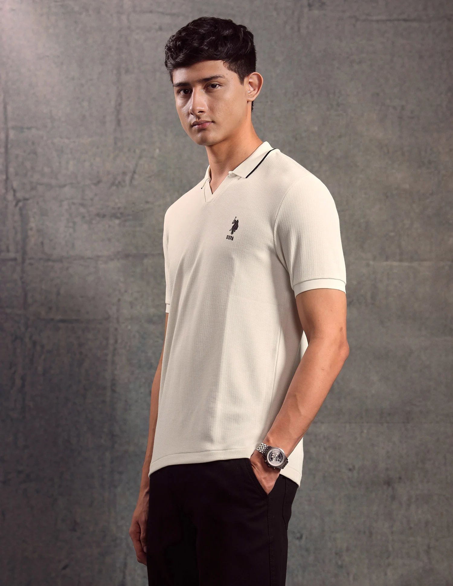 Textured Regular Fit Polo shirt - Image 4