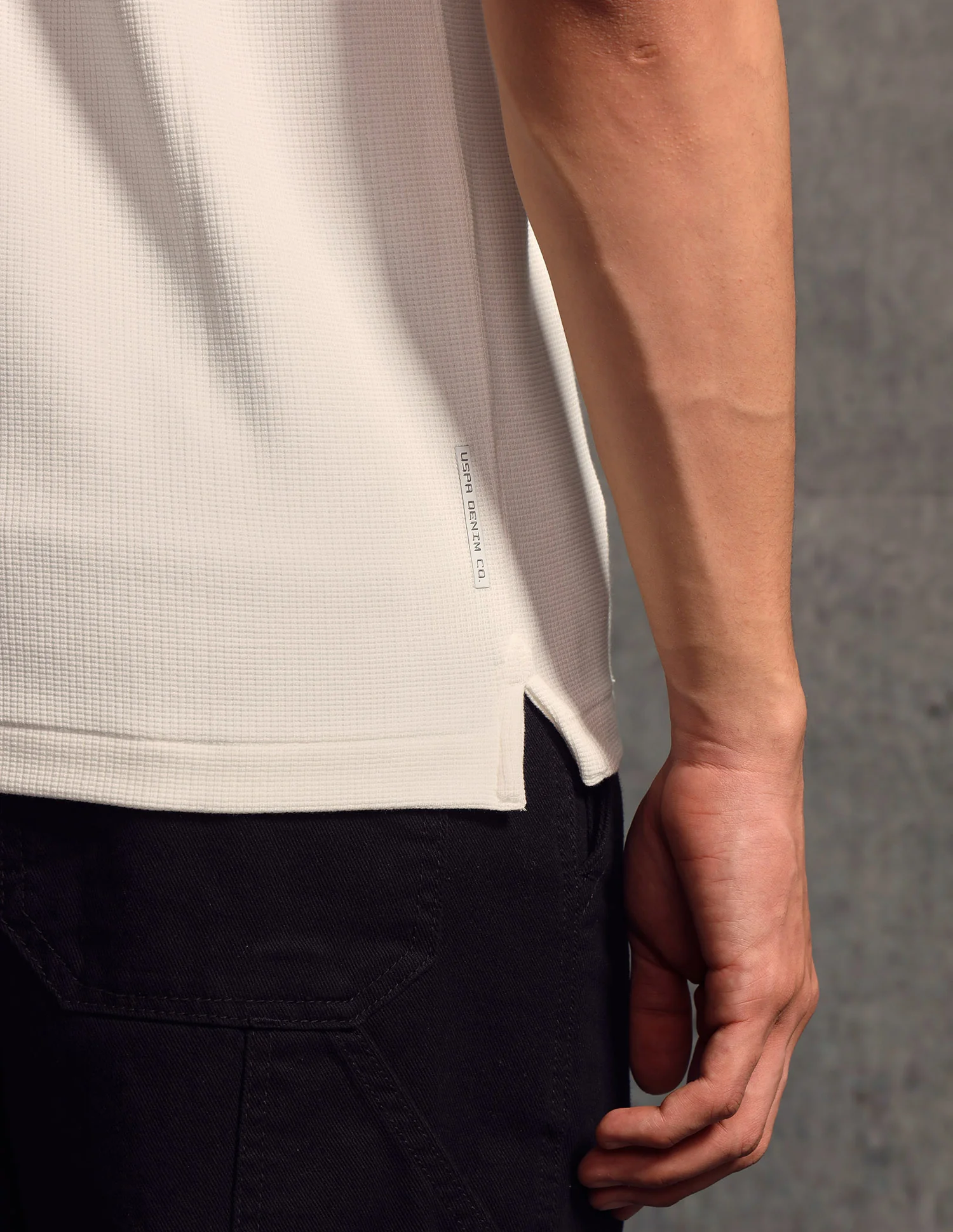Textured Regular Fit Polo shirt - Image 8