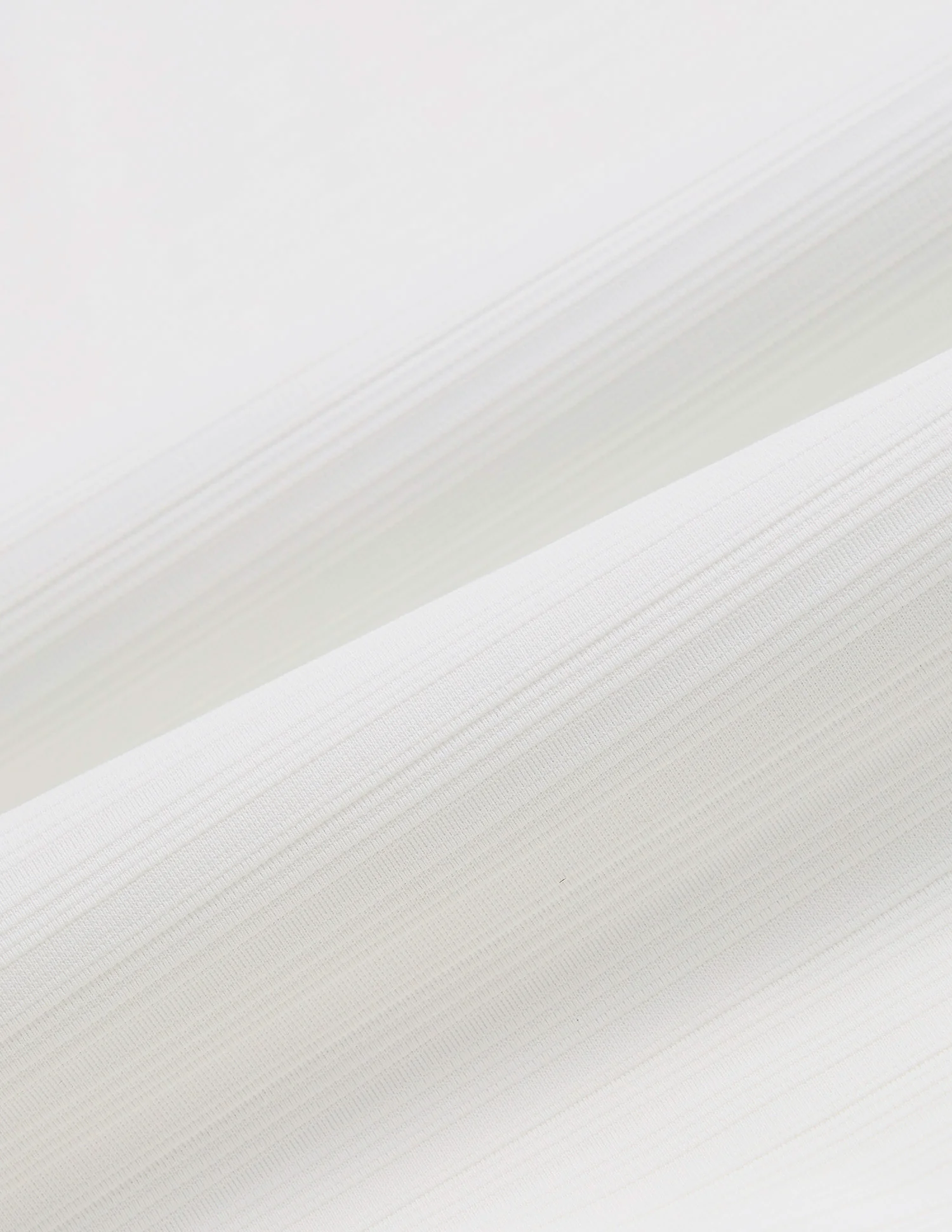 Textured Slim Fit Polo Shirt - Image 2