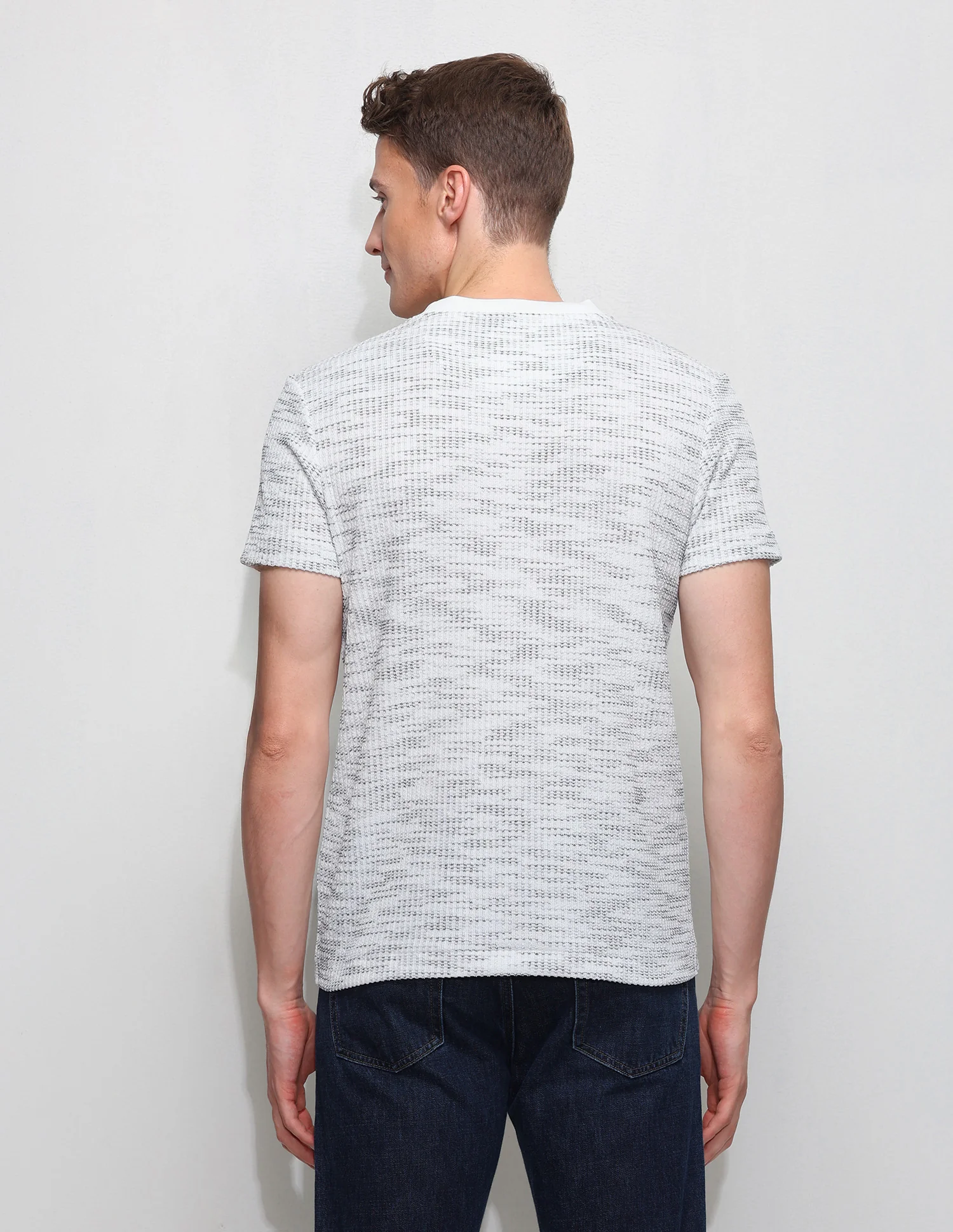 Textured Slim Fit T-Shirt - Image 5
