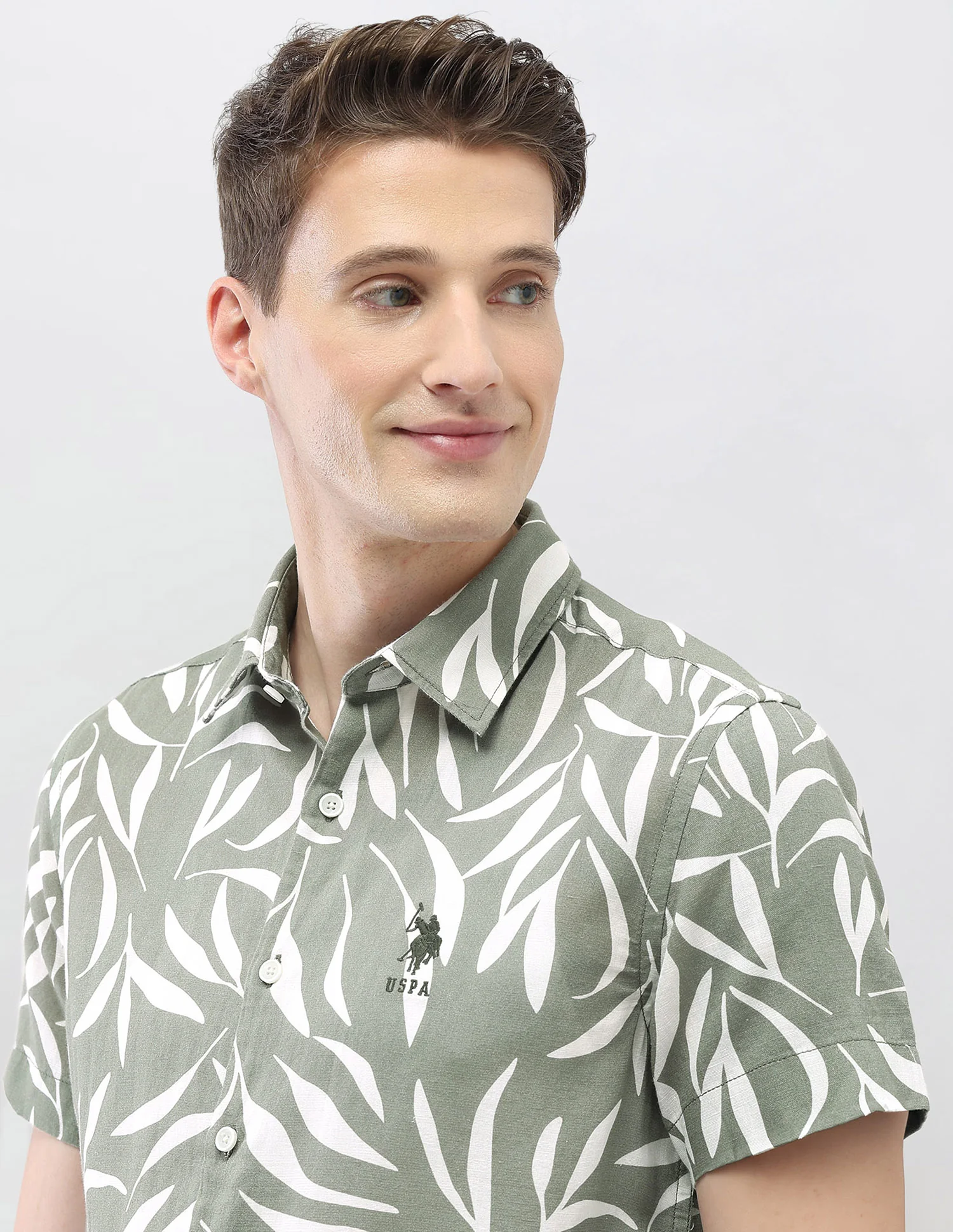 Tropical Printed Motel On The Coast Shirt - Image 7