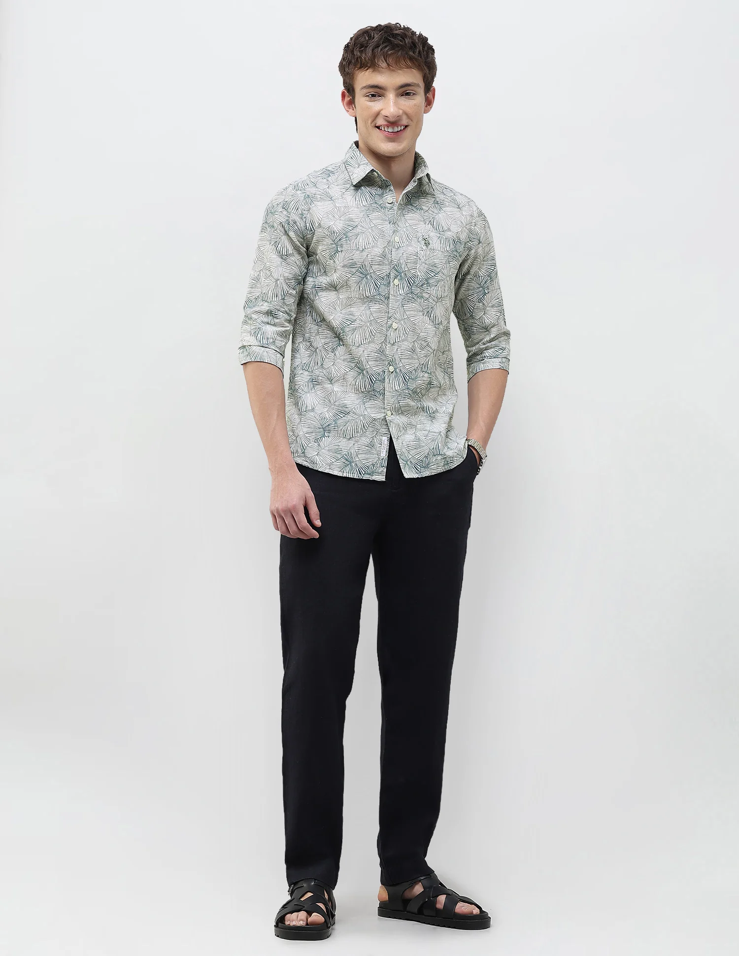 Tropical Printed Regular Fit Shirt - Image 3