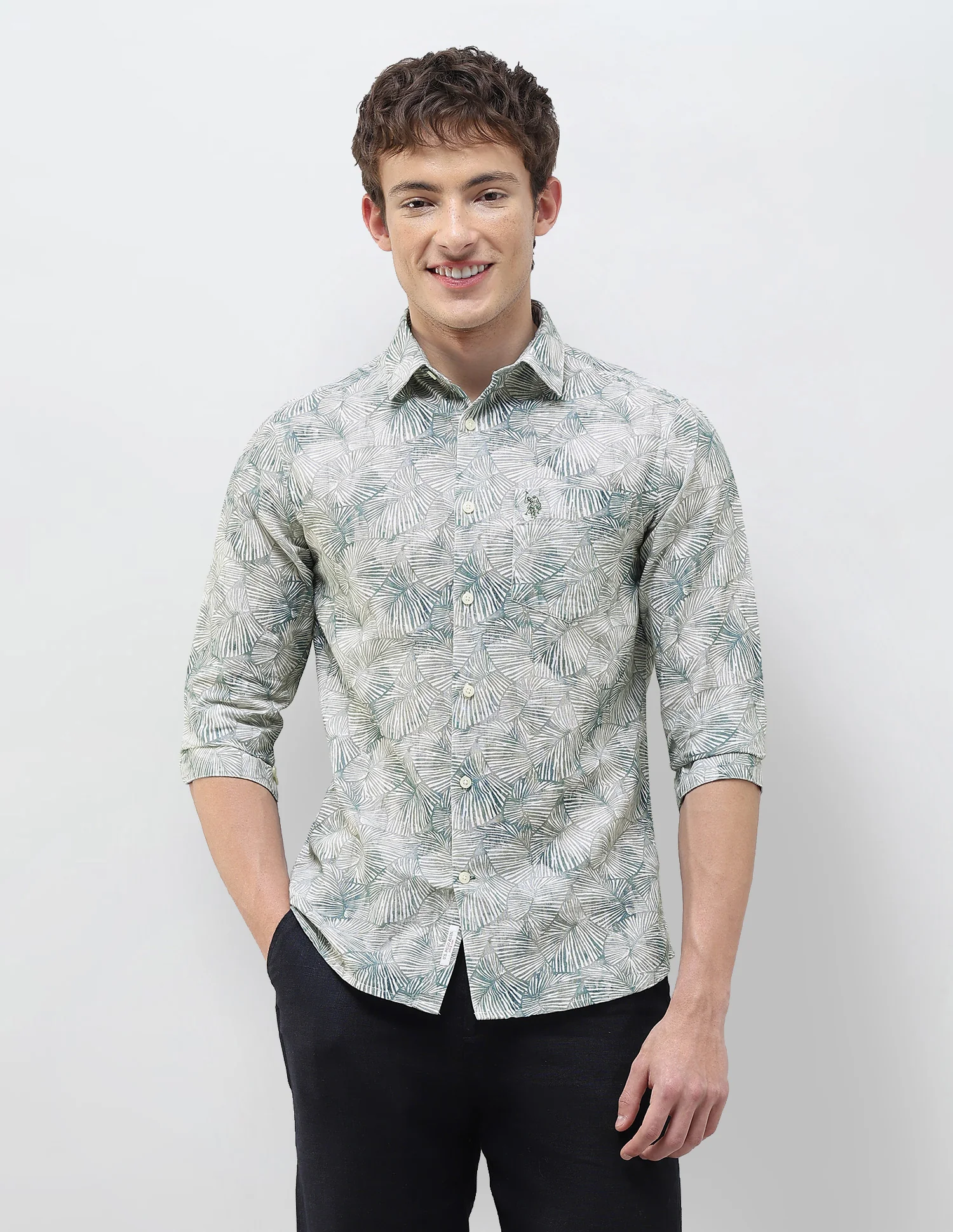 Tropical Printed Regular Fit Shirt - Image 6