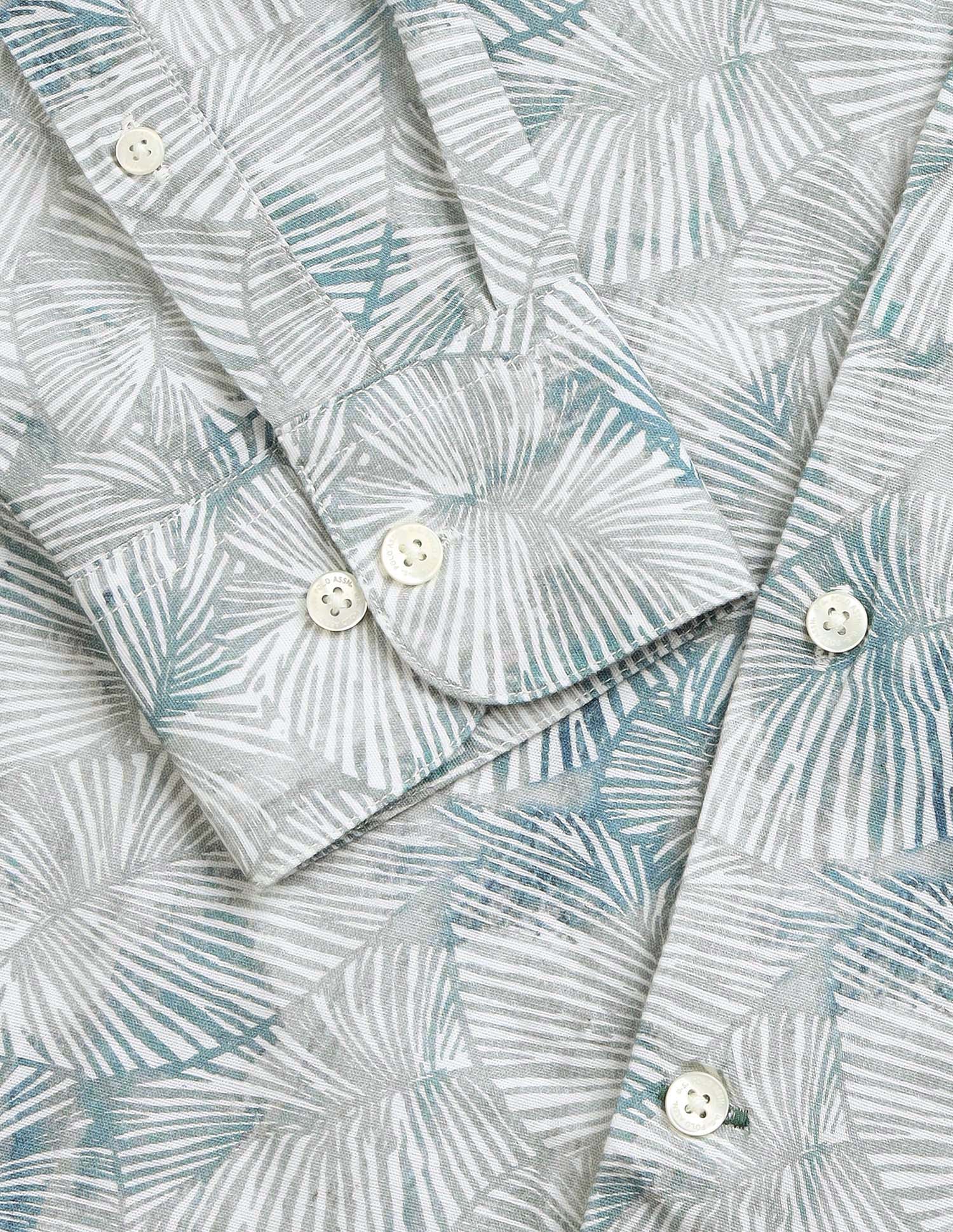 Tropical Printed Regular Fit Shirt - Image 8