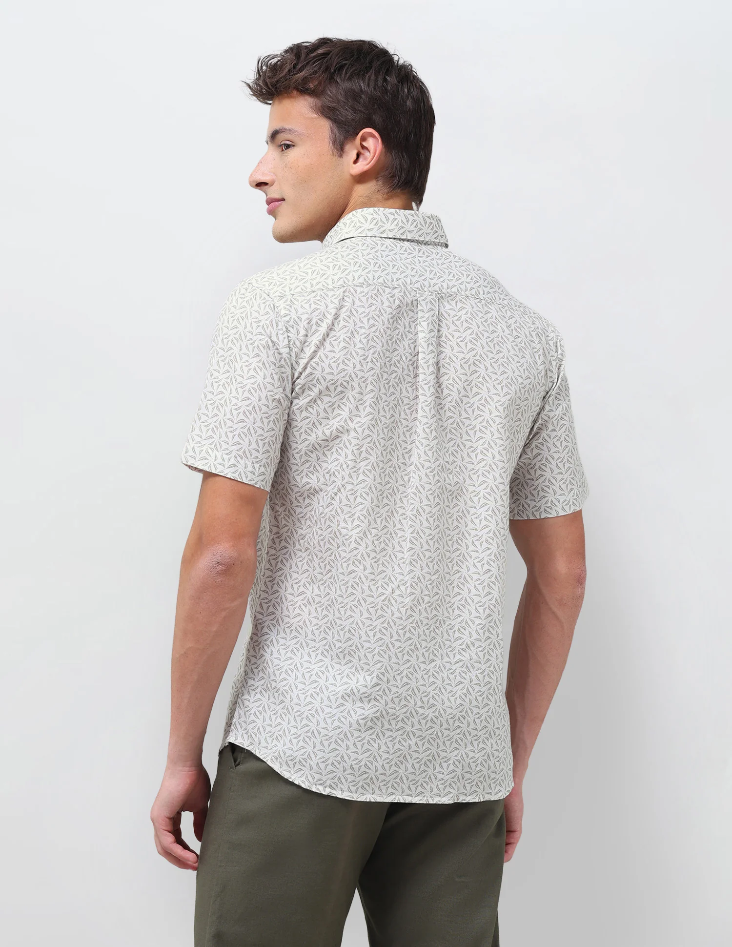 Tropical Printed Regular Fit Shirt - Image 5
