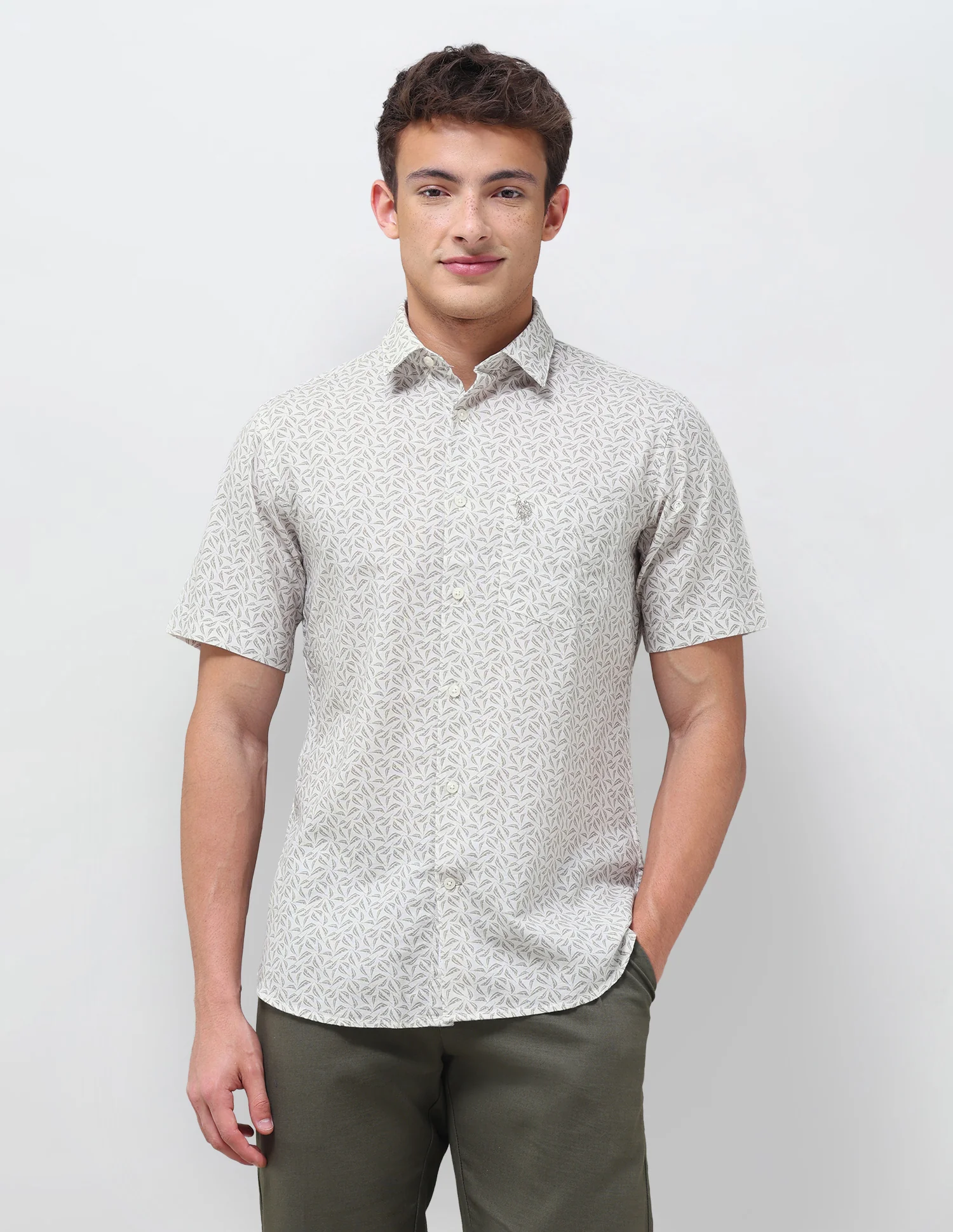 Tropical Printed Regular Fit Shirt - Image 6
