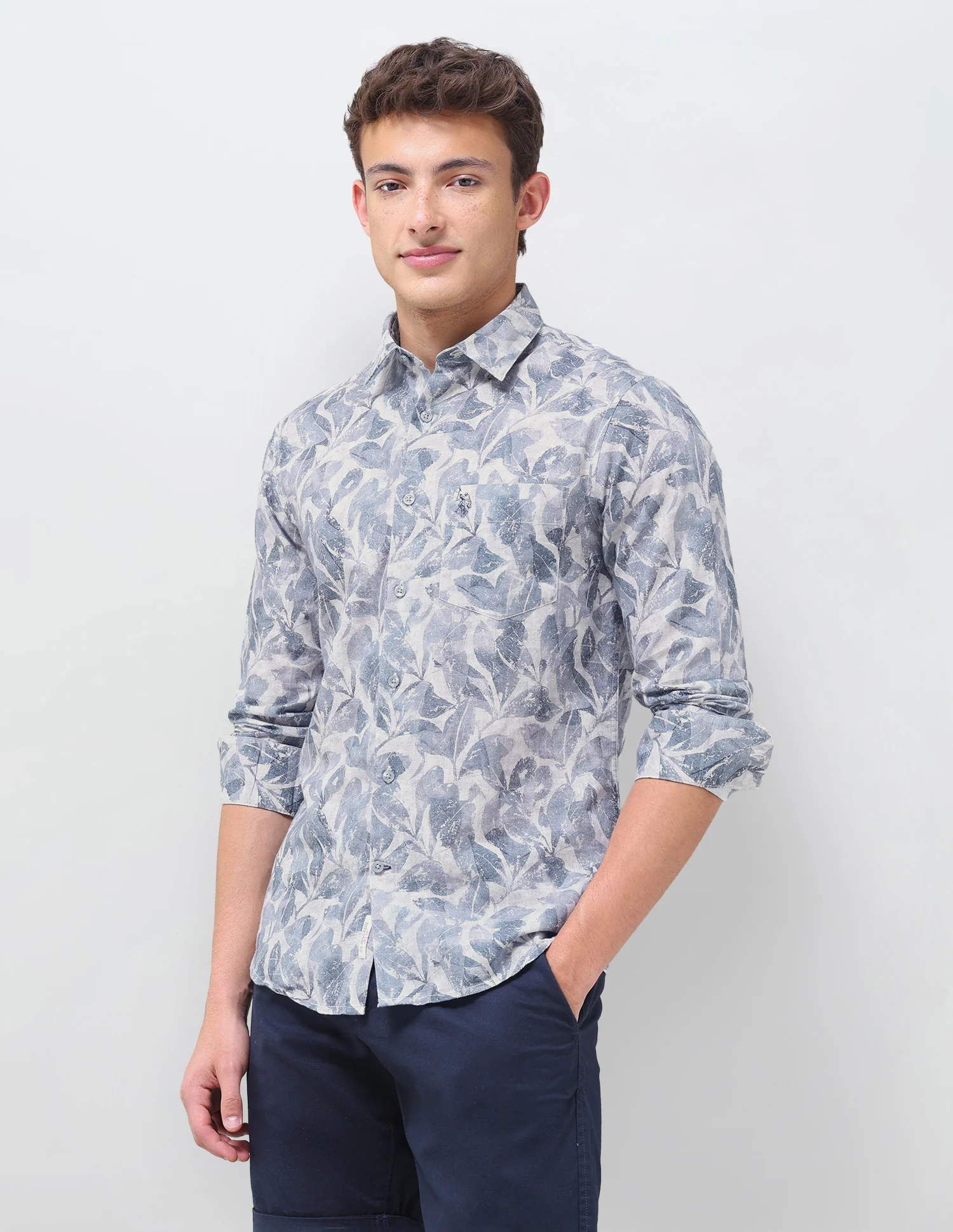 Tropical Printed Regular Fit Shirt - Image 4