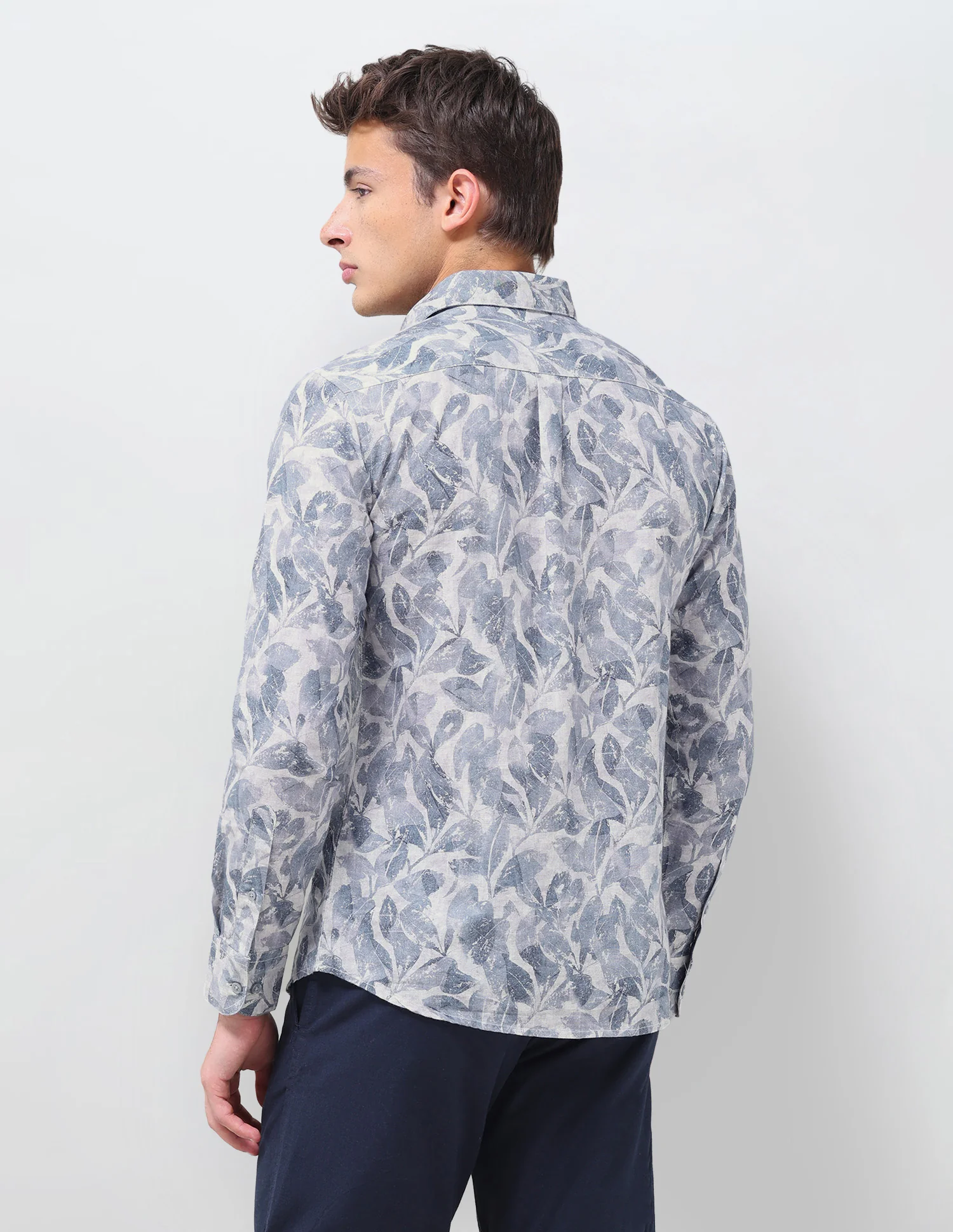 Tropical Printed Regular Fit Shirt - Image 5
