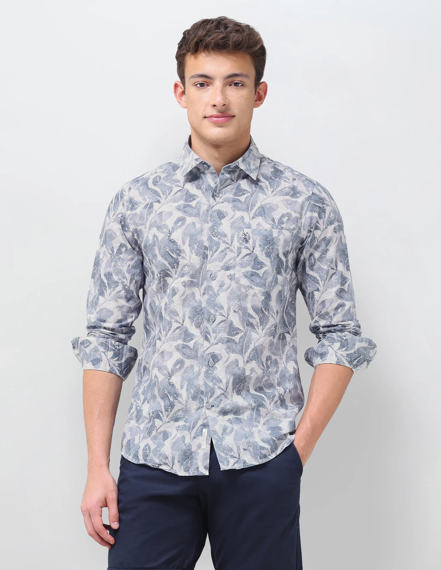 Tropical Printed Regular Fit Shirt - Image 6