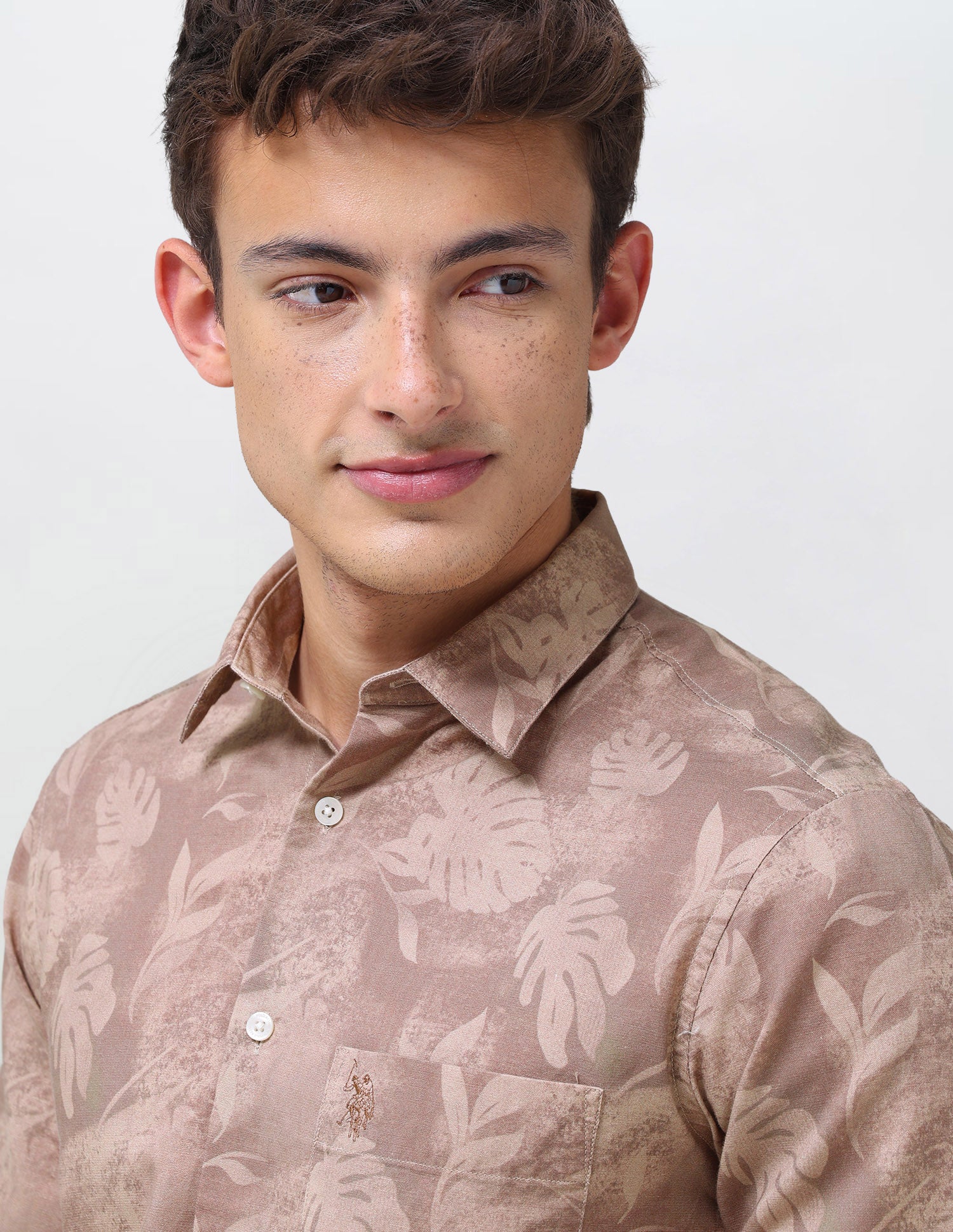 Tropical Printed Regular Fit Shirt - Image 7