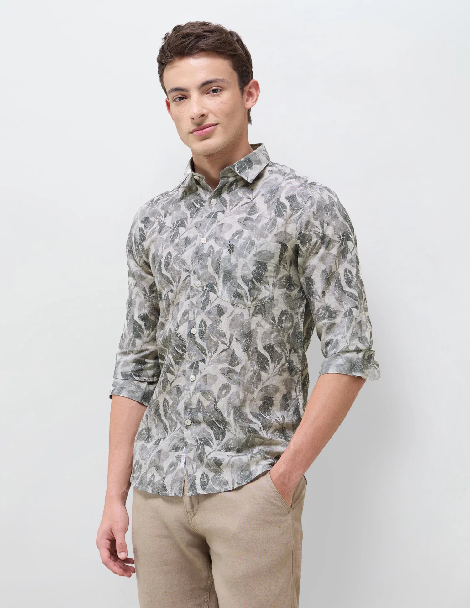 Tropical Printed Regular Fit Shirt - Image 4