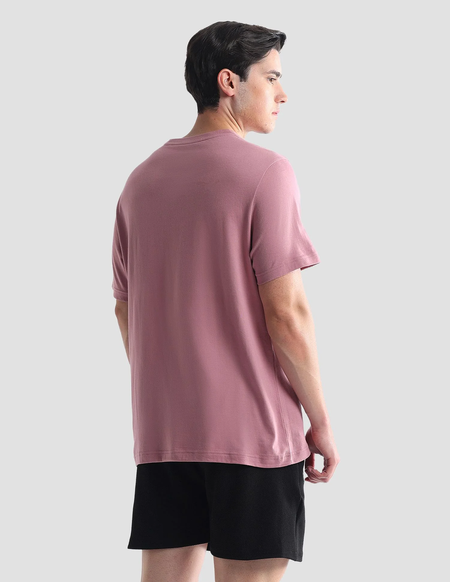 V-Neck Embroidered Logo I638 Lounge T-Shirt - Pack Of 1 - Image 5