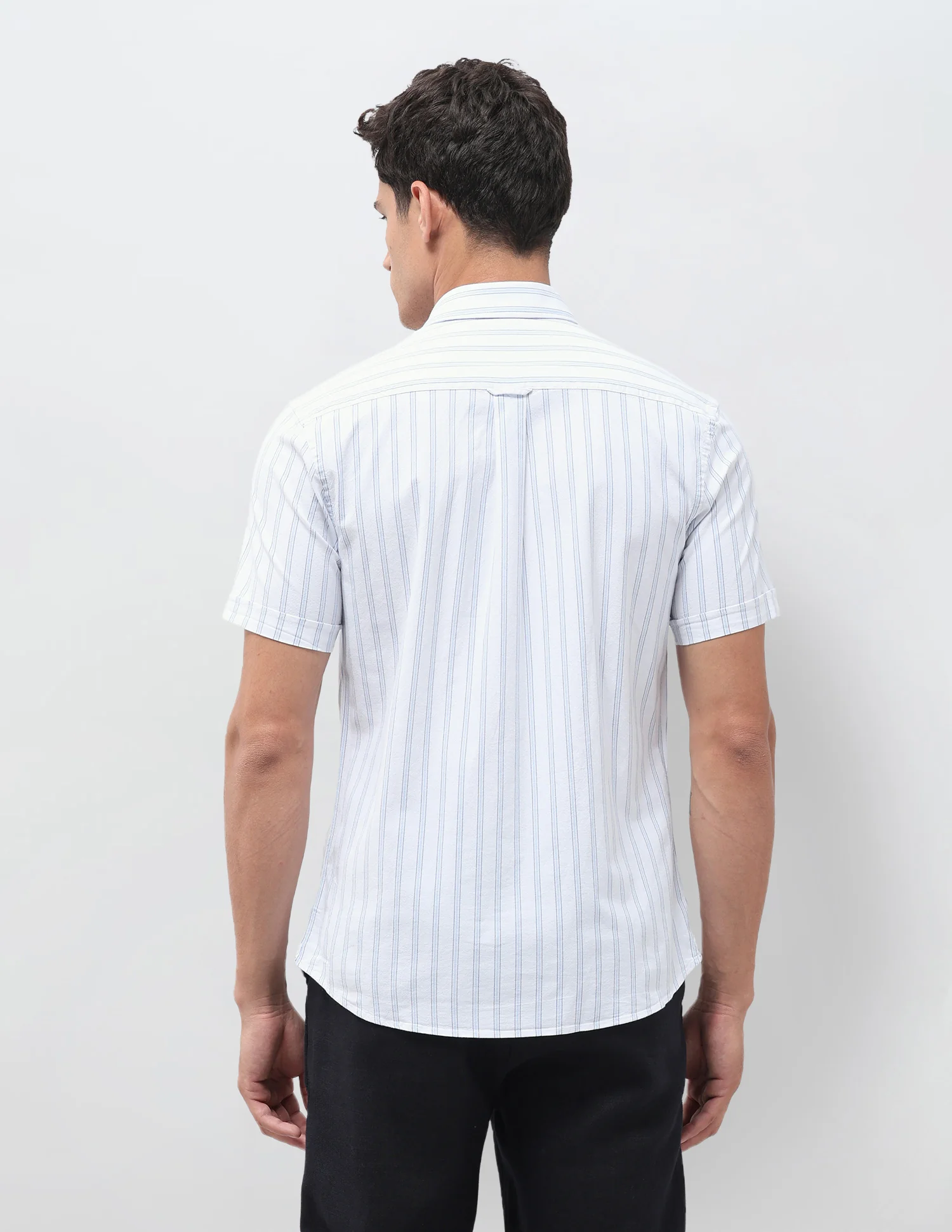 Vertical Striped Oxford Shirt - Image 5