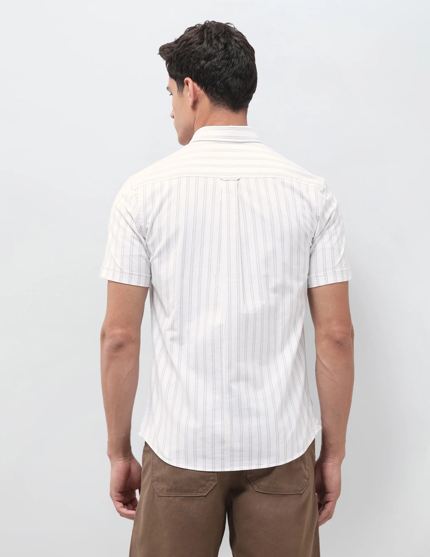 Vertical Striped Oxford Shirt - Image 5