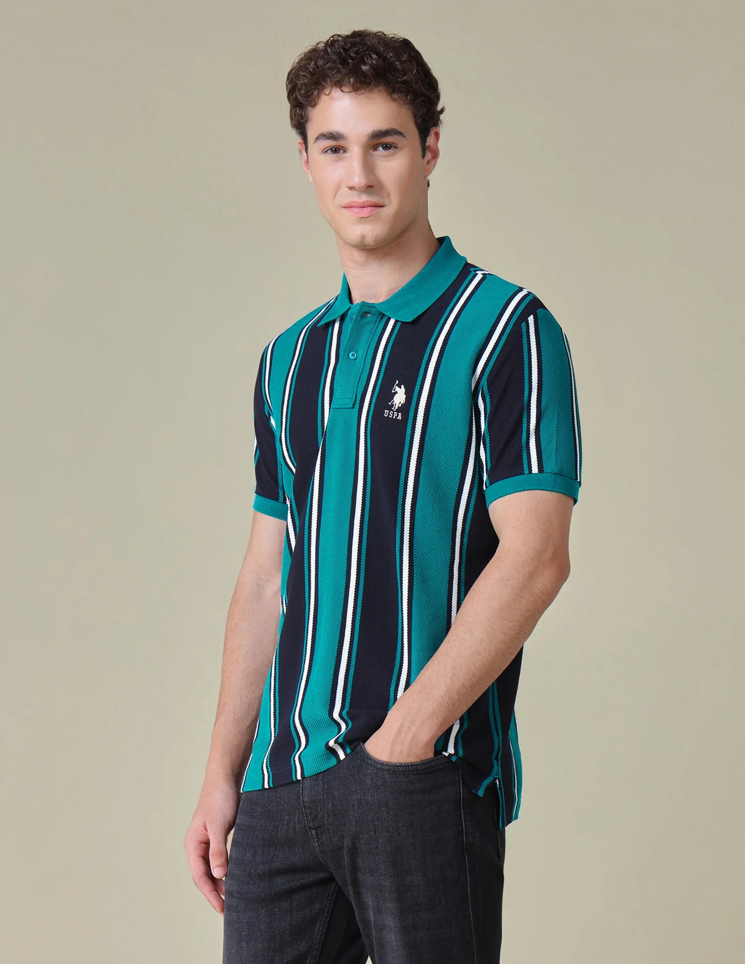 Vertical Striped Regular Fit Polo Shirt - Image 4